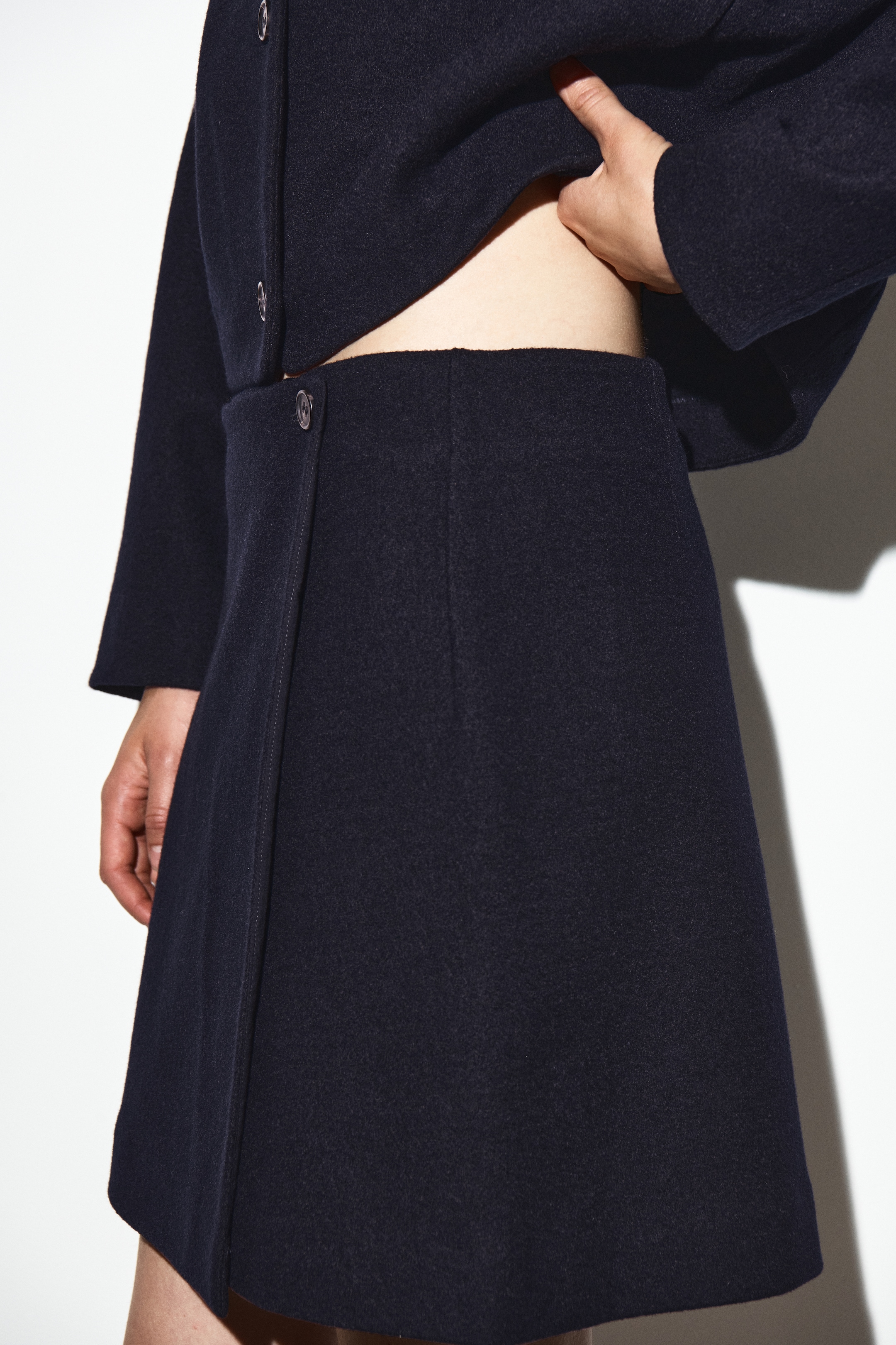 Ingrandisci l'immagine: BOILED MERINO WOOL MINI SKIRT - NAVY - DONNA | H&M CH 4