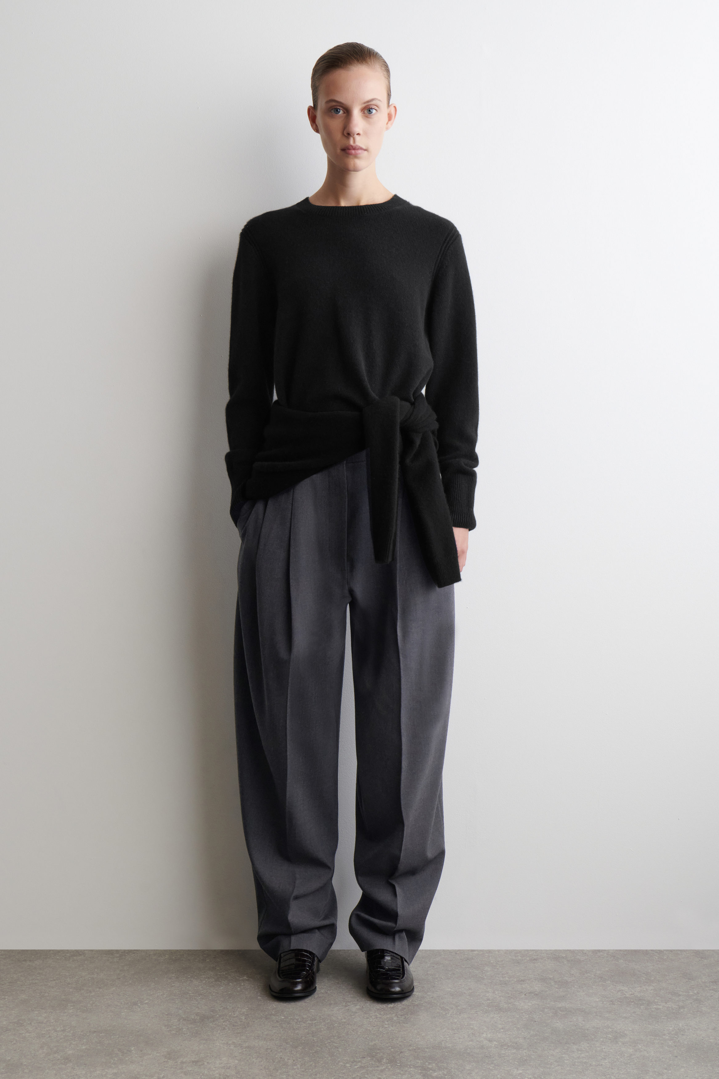 CASHMERE SWEATER - BLACK | COS US