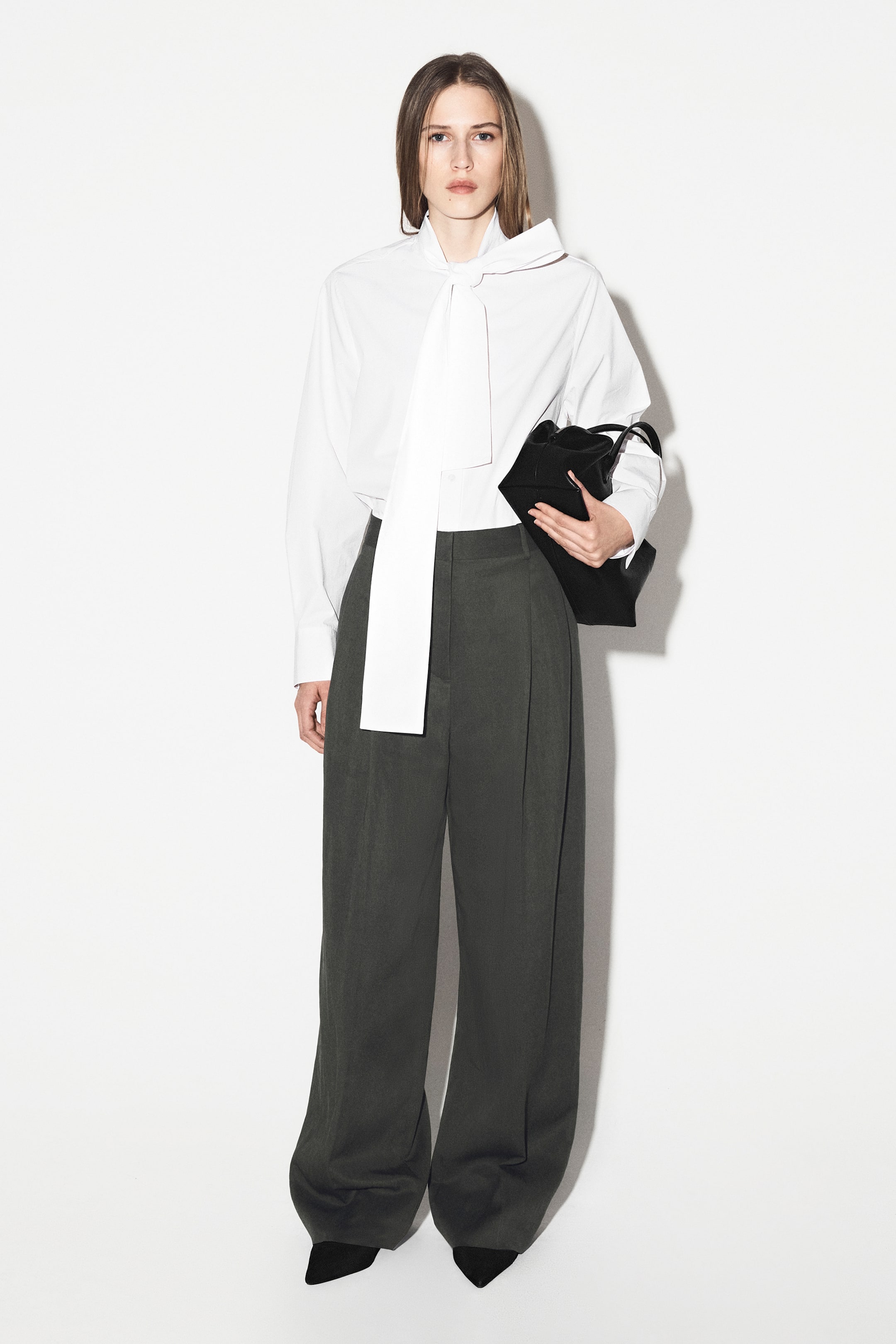 Grotere afbeelding bekijken: RELAXTE TWILL WIJDE BROEK - Donkergrijs - DAMES | H&M BE 1
