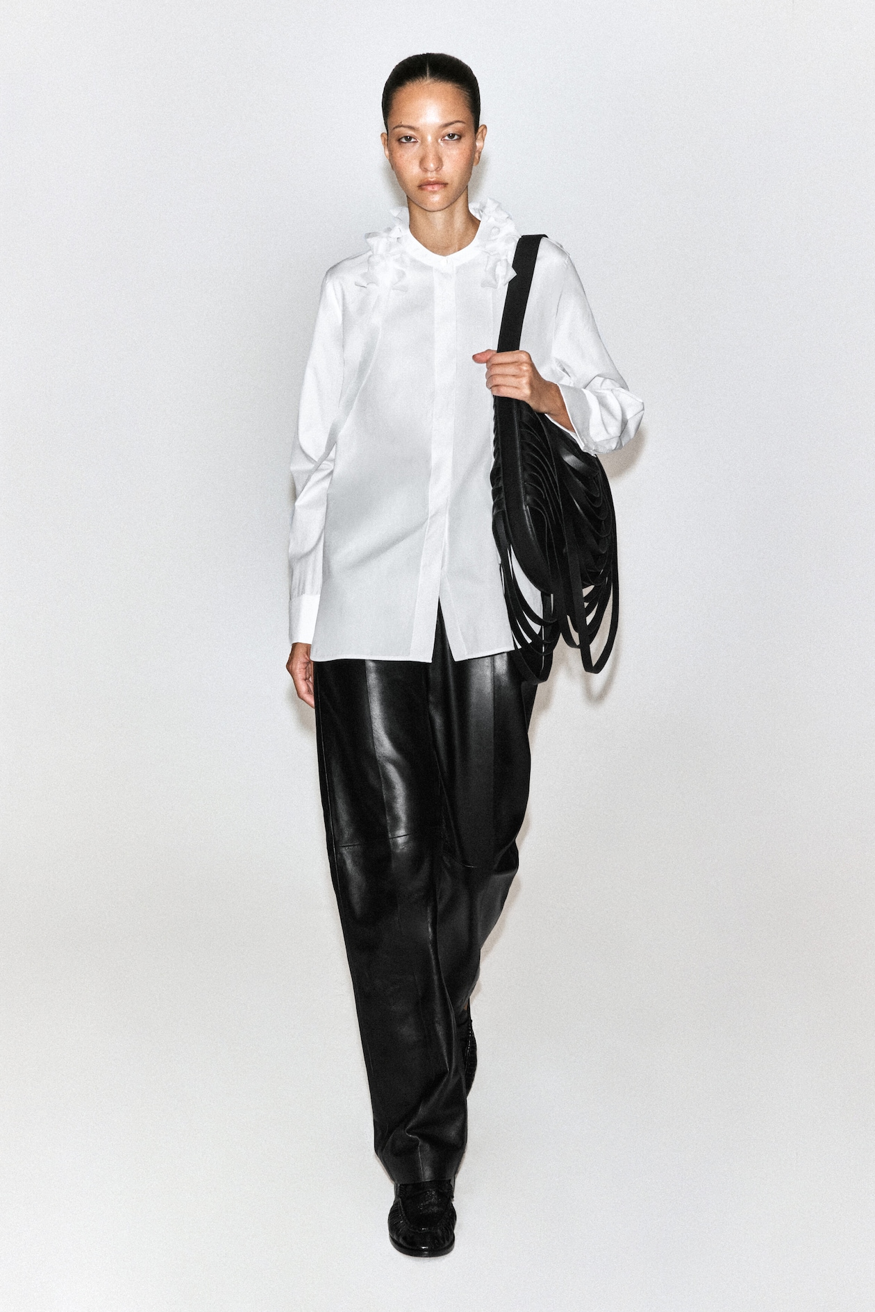 RUFFLED-COLLAR COTTON-SILK SHIRT — CHALK