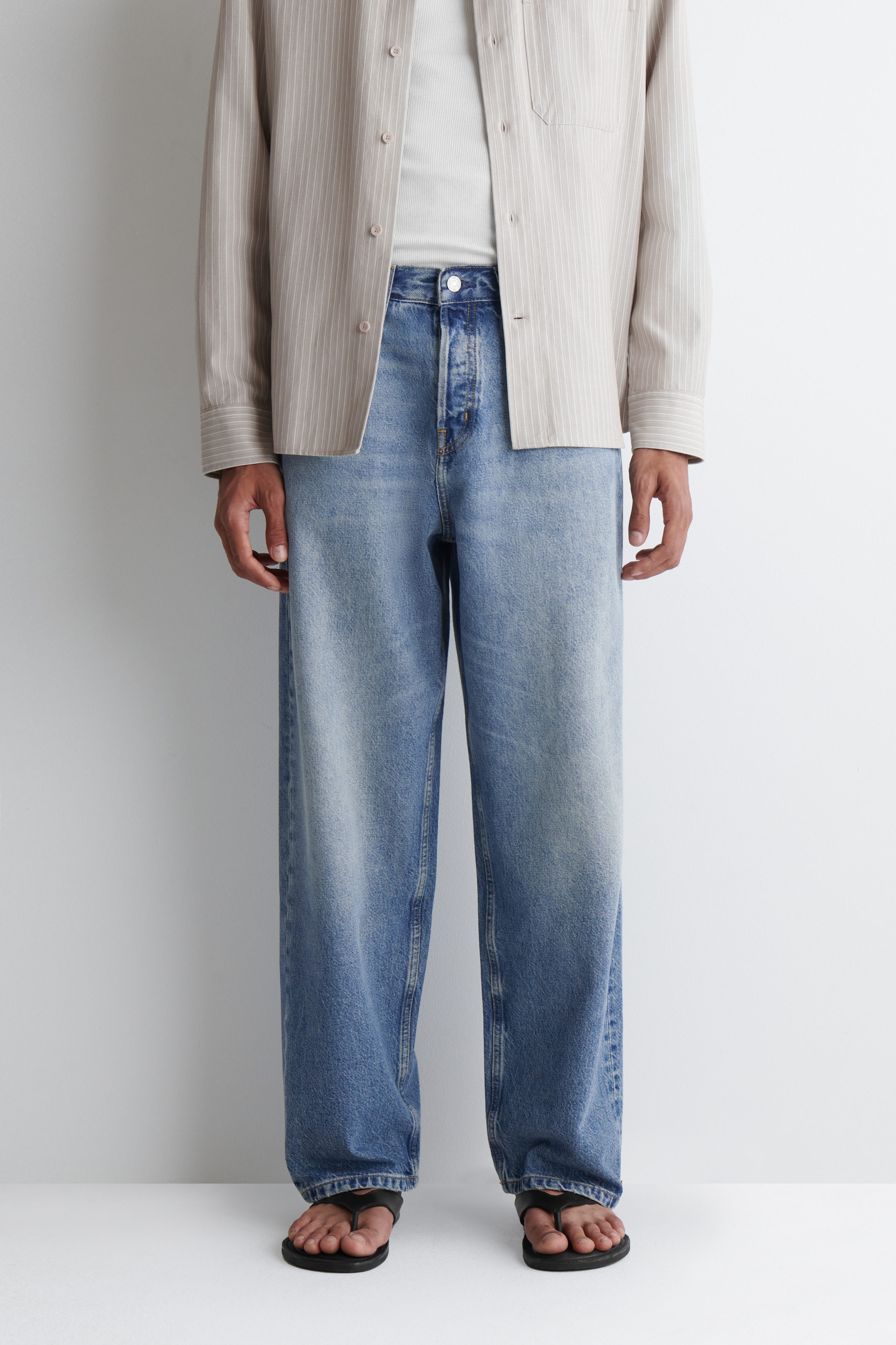 RIDER STRAIGHT-LEG JEANS