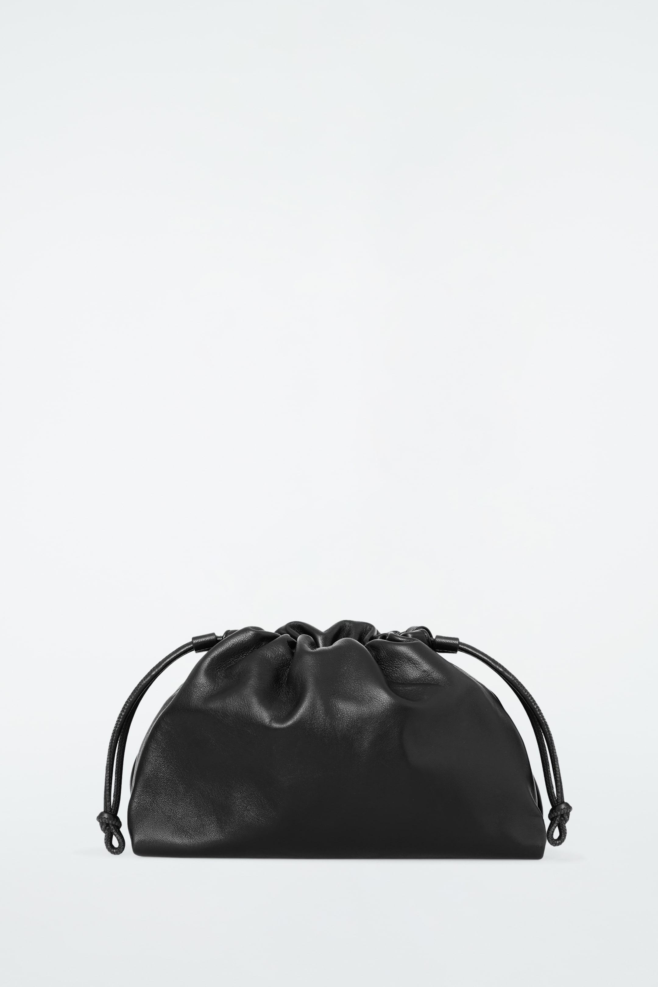 Visualizza immagine più grande: POCHETTE CAVATELLI MINI IN PELLE - NERO - DONNA | H&M IT 3