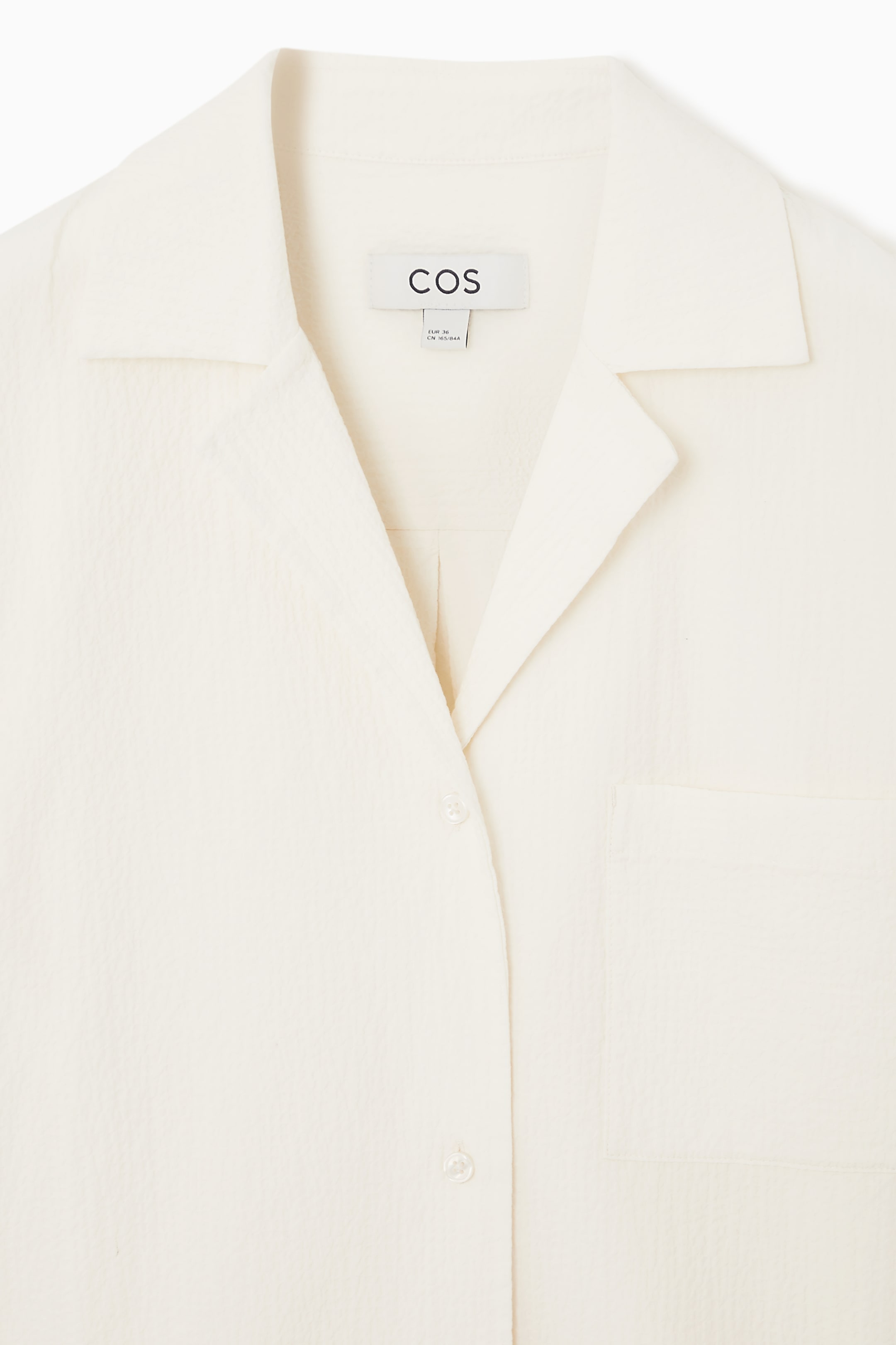 Grösseres Bild ansehen: SEERSUCKER-HEMD MIT NORMALER PASSFORM - CREMEWEISS - DAMEN | H&M CH 2