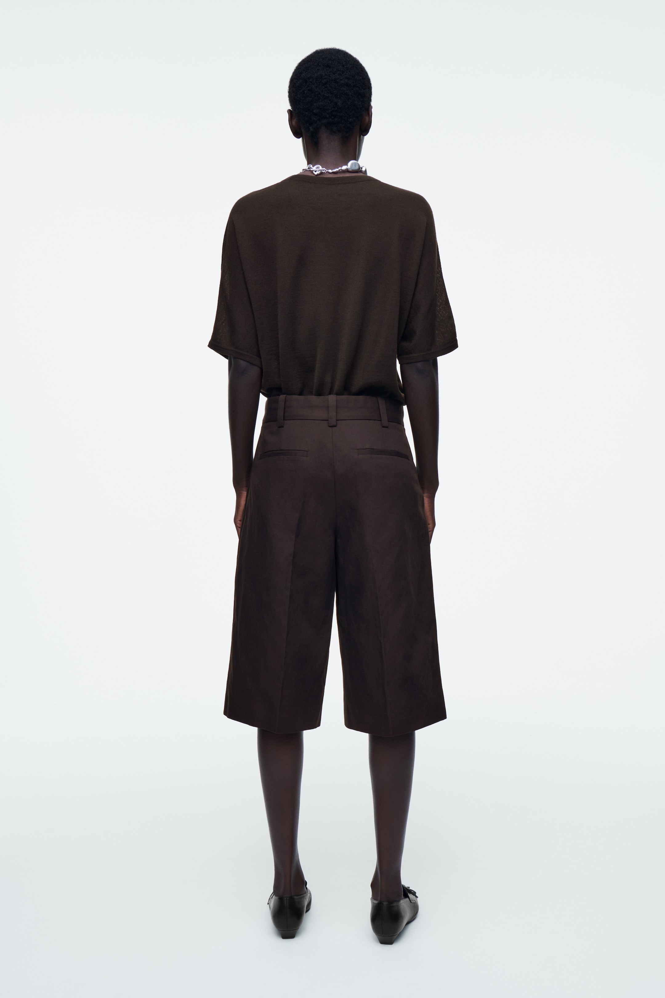 Se større billede: LANGE HABITSHORTS I HØRBLEND - MØRKEBRUN - DAME | H&M DK 3