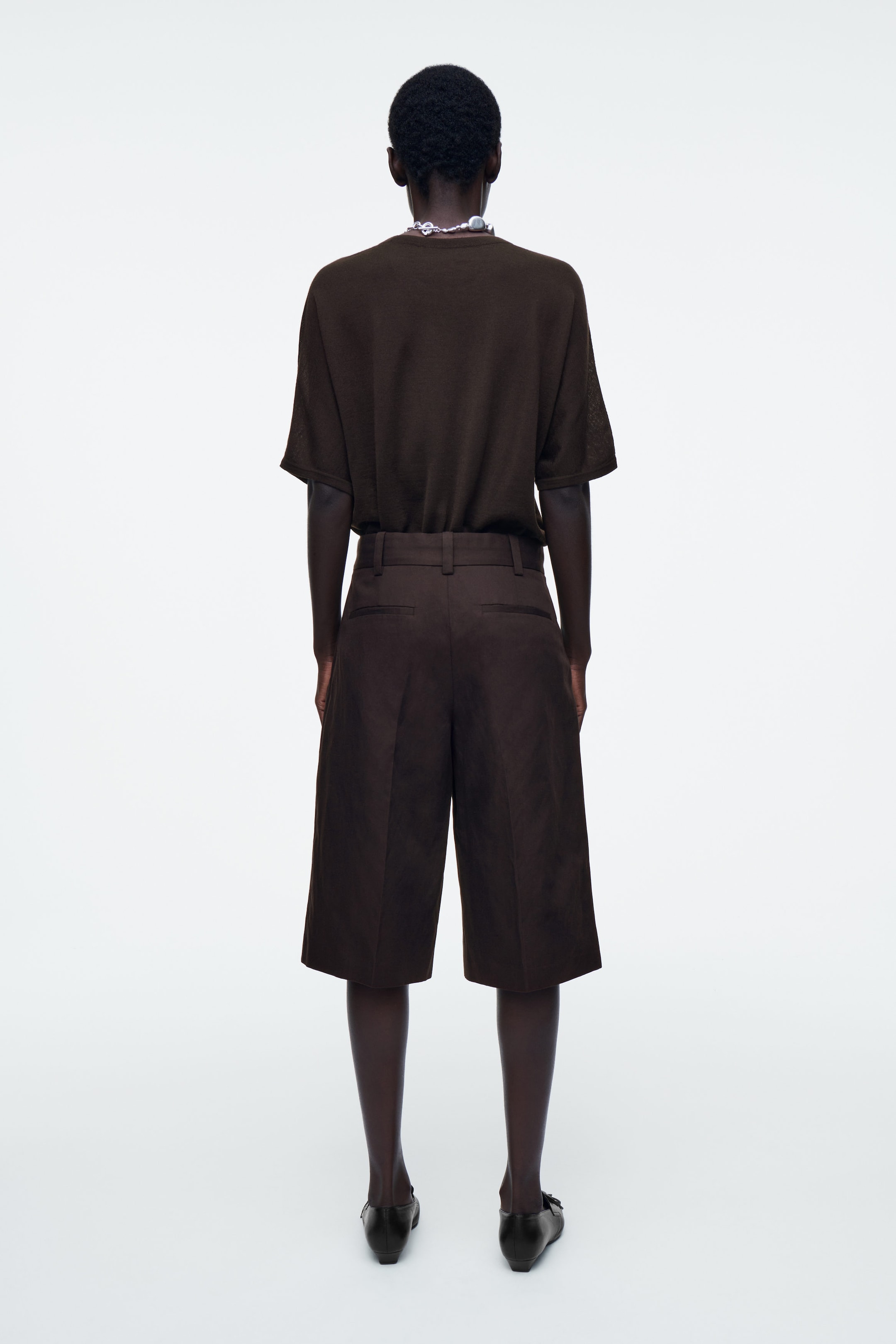 BERMUDAS DE TRAJE EN MEZCLA DE LINO