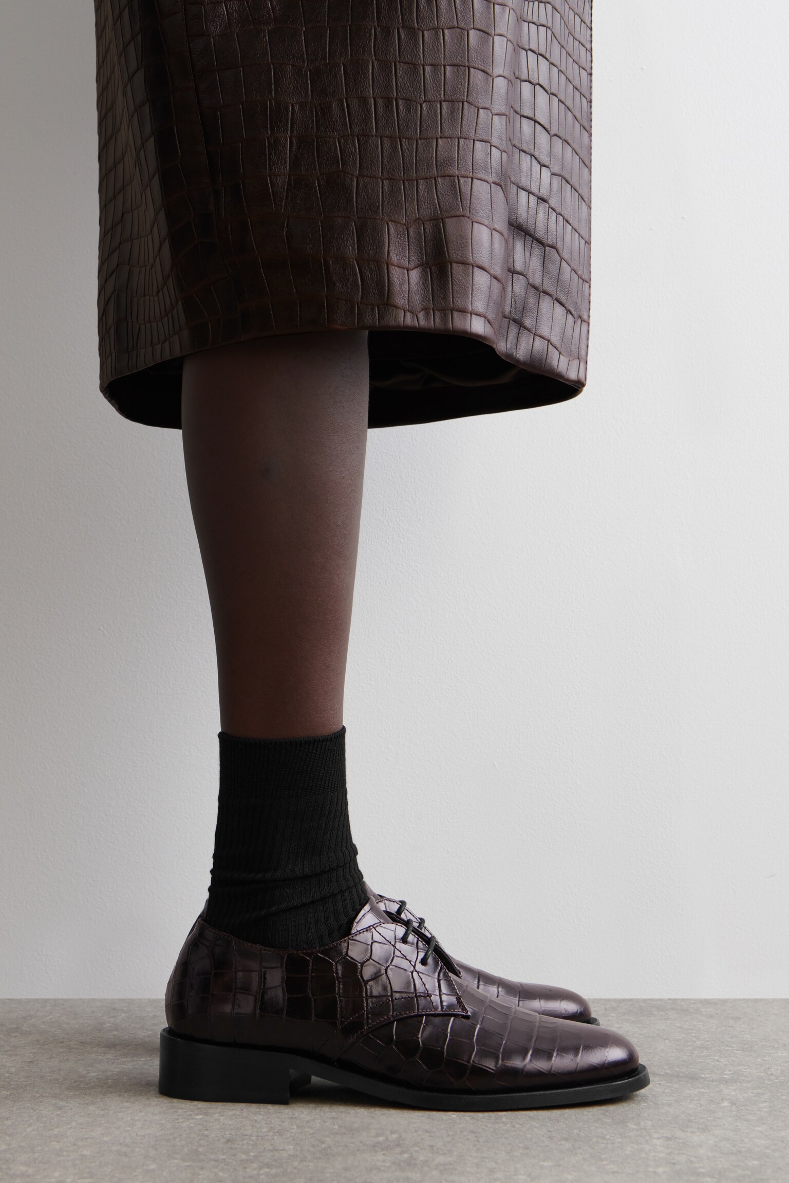 ZAPATOS DERBY DE PIEL EFECTO COCODRILO - MARRÓN OSCURO - 4
