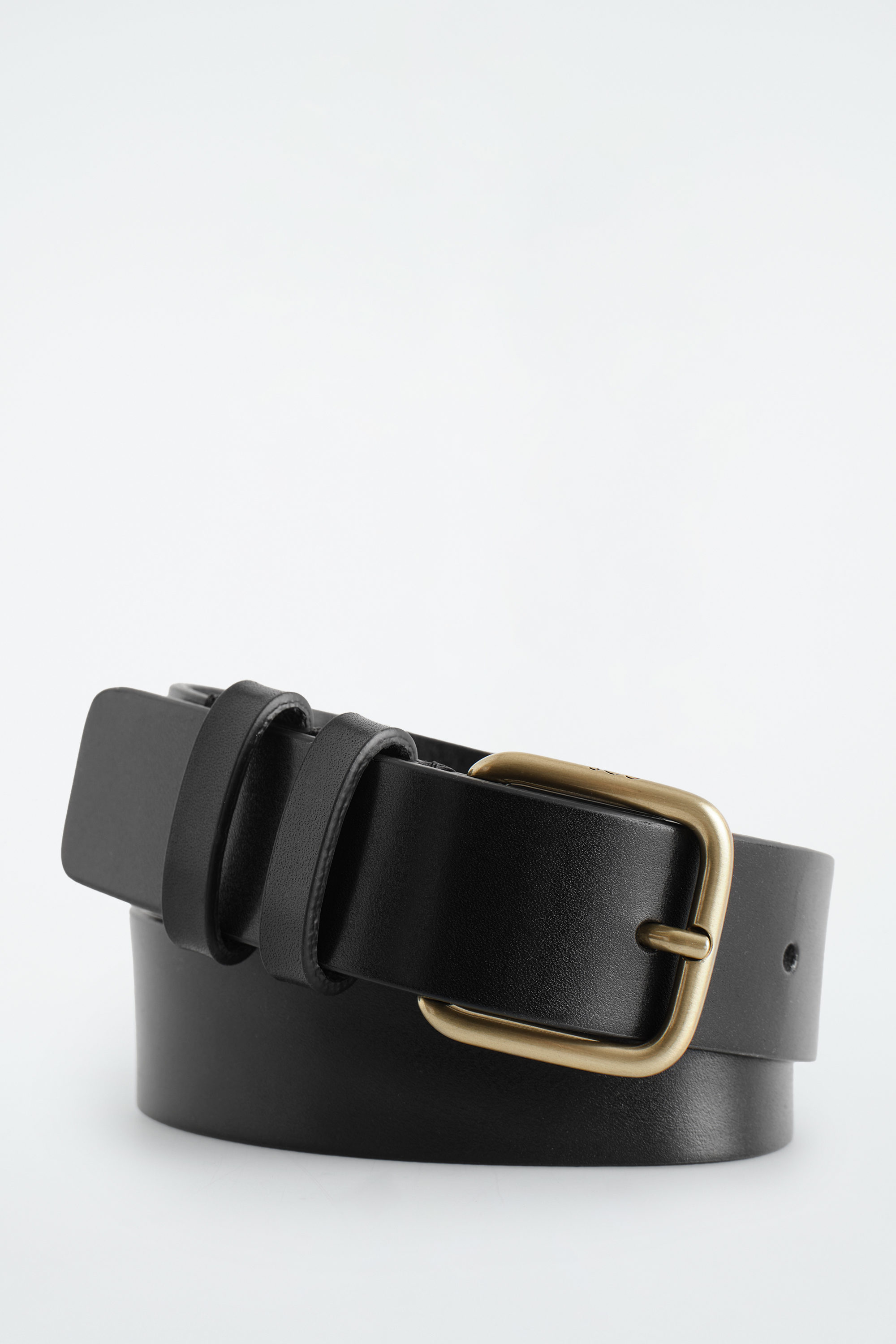 Cos ブラック ベルト ゴールドバックル CLASSIC LEATHER BELT - BLACK / GOLD | COS US