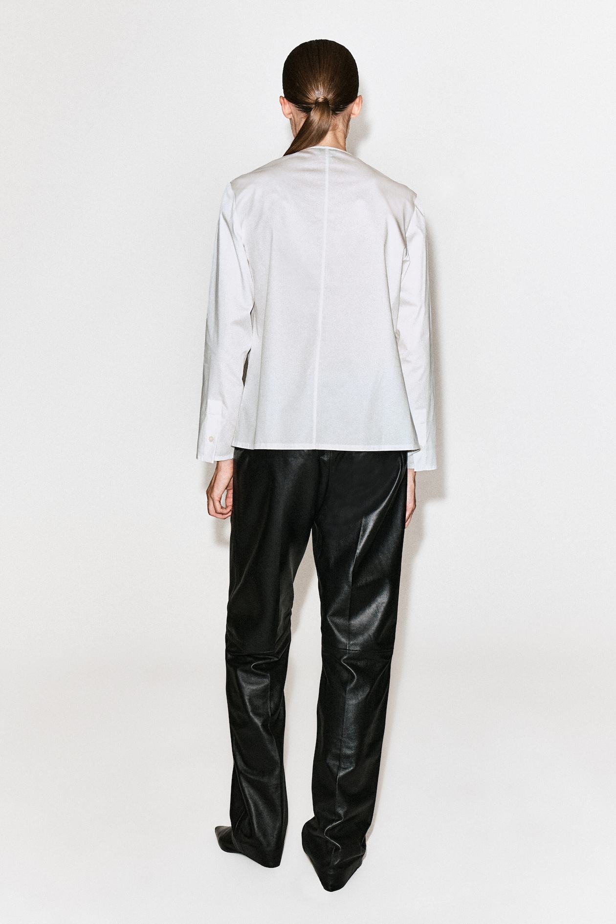RUFFLED COTTON BLOUSE — WHITE