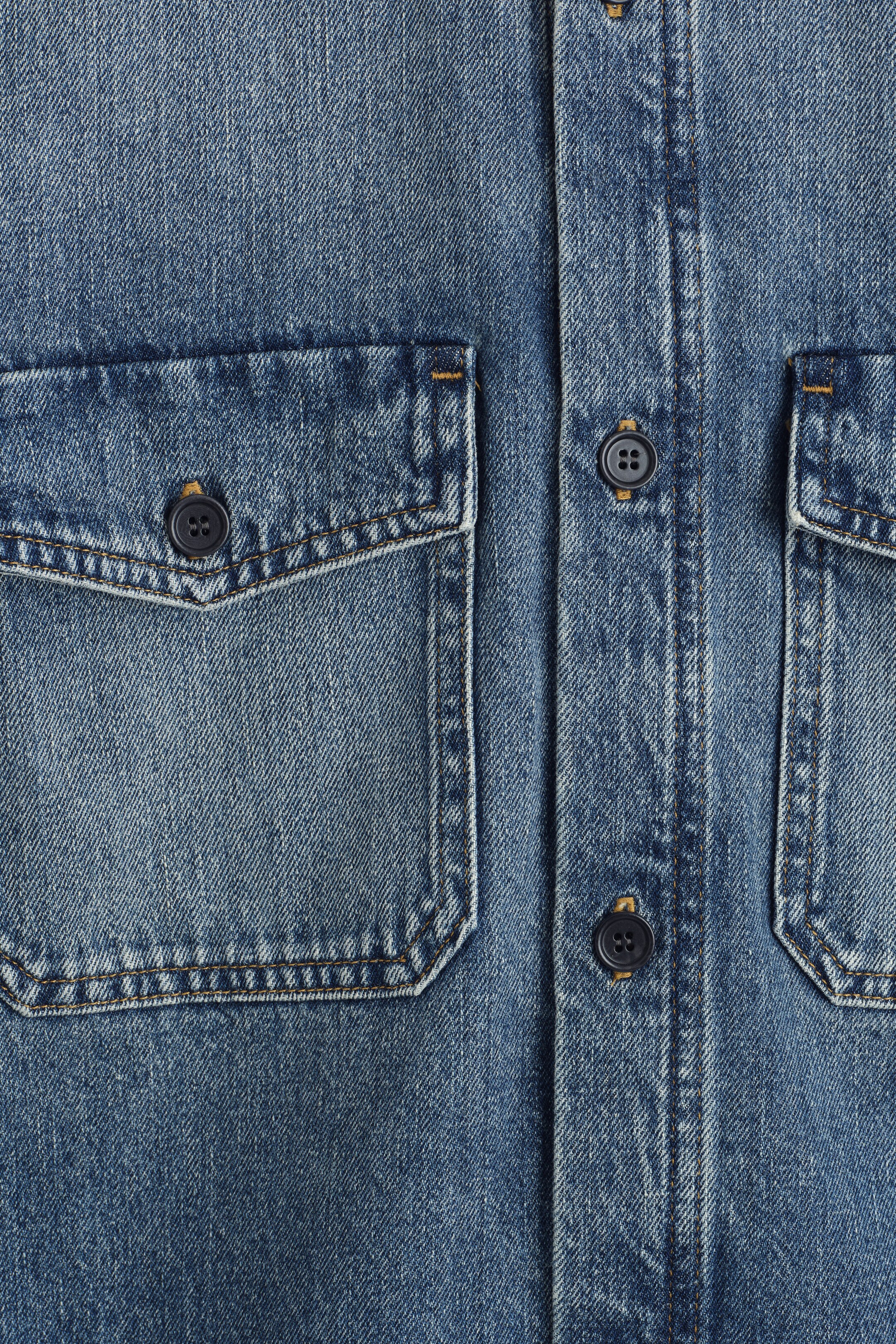 Agrandir l'image: CHEMISE EN DENIM - BLEU DÉLAVÉ - HOMME | H&M BE 7