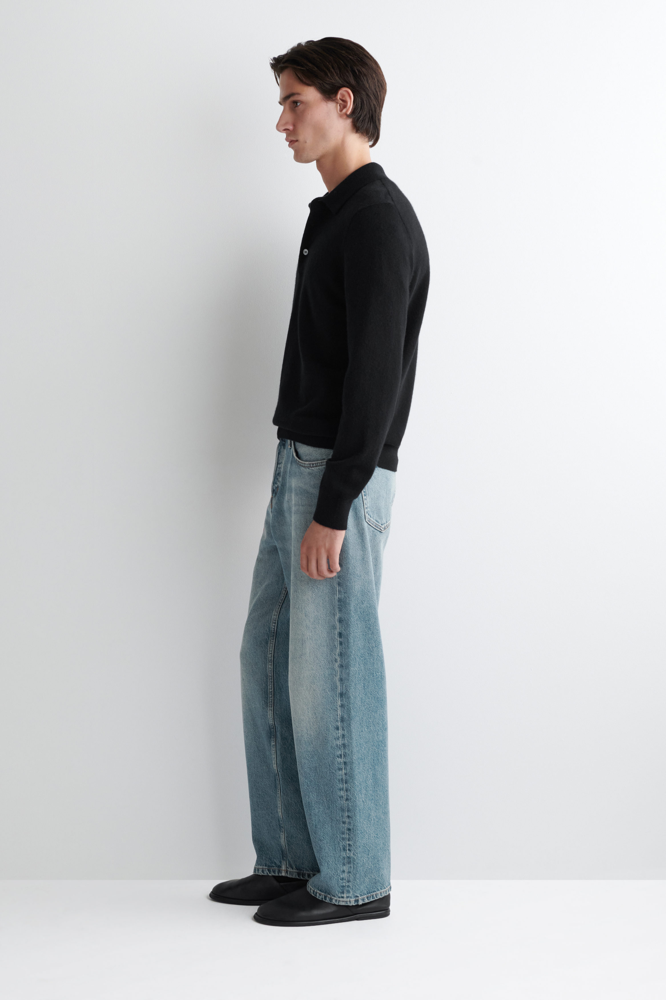 SEAMLESS CASHMERE POLO SHIRT - BLACK | COS NL