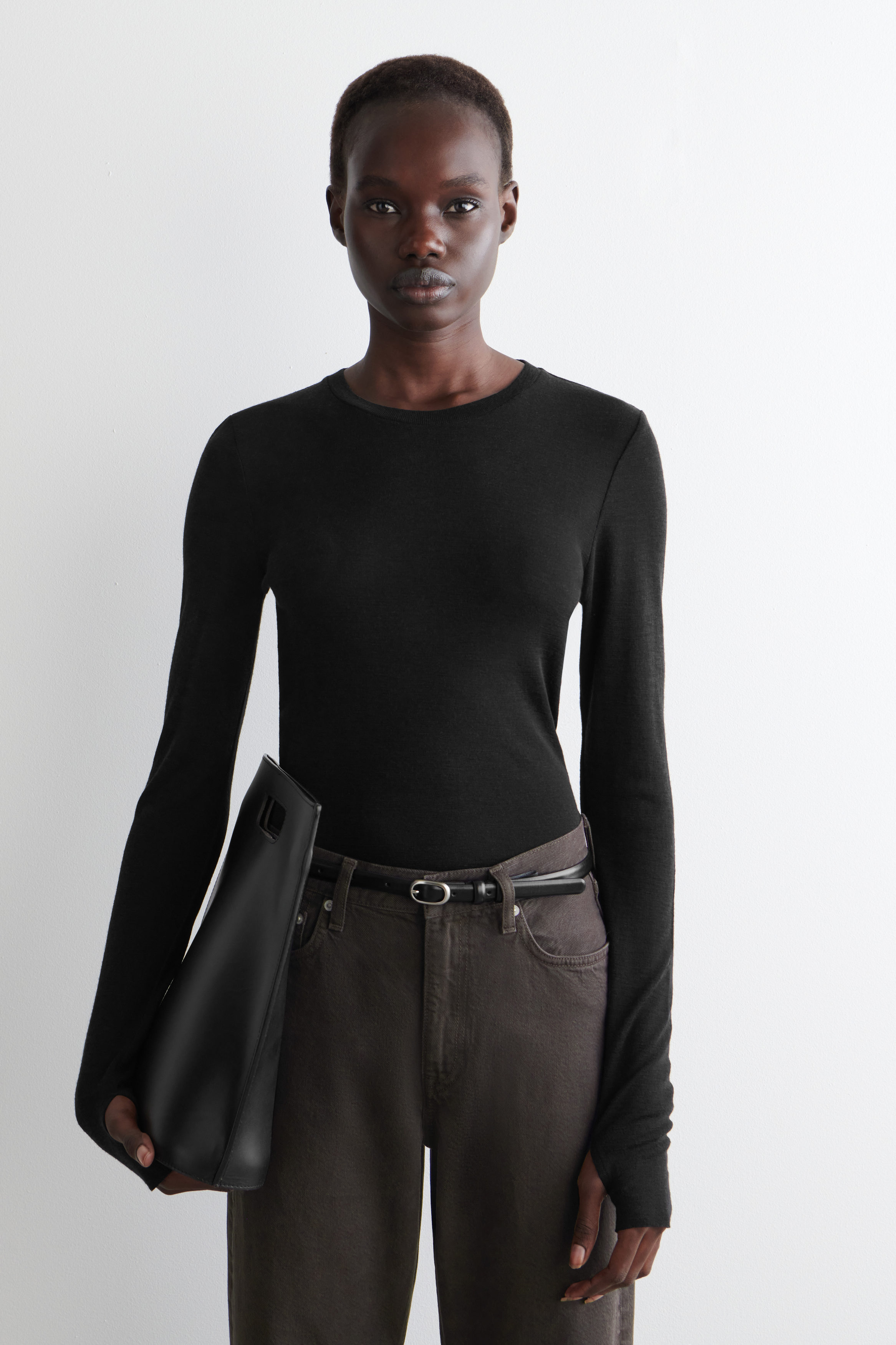 CREW-NECK MERINO WOOL TOP - BLACK | COS