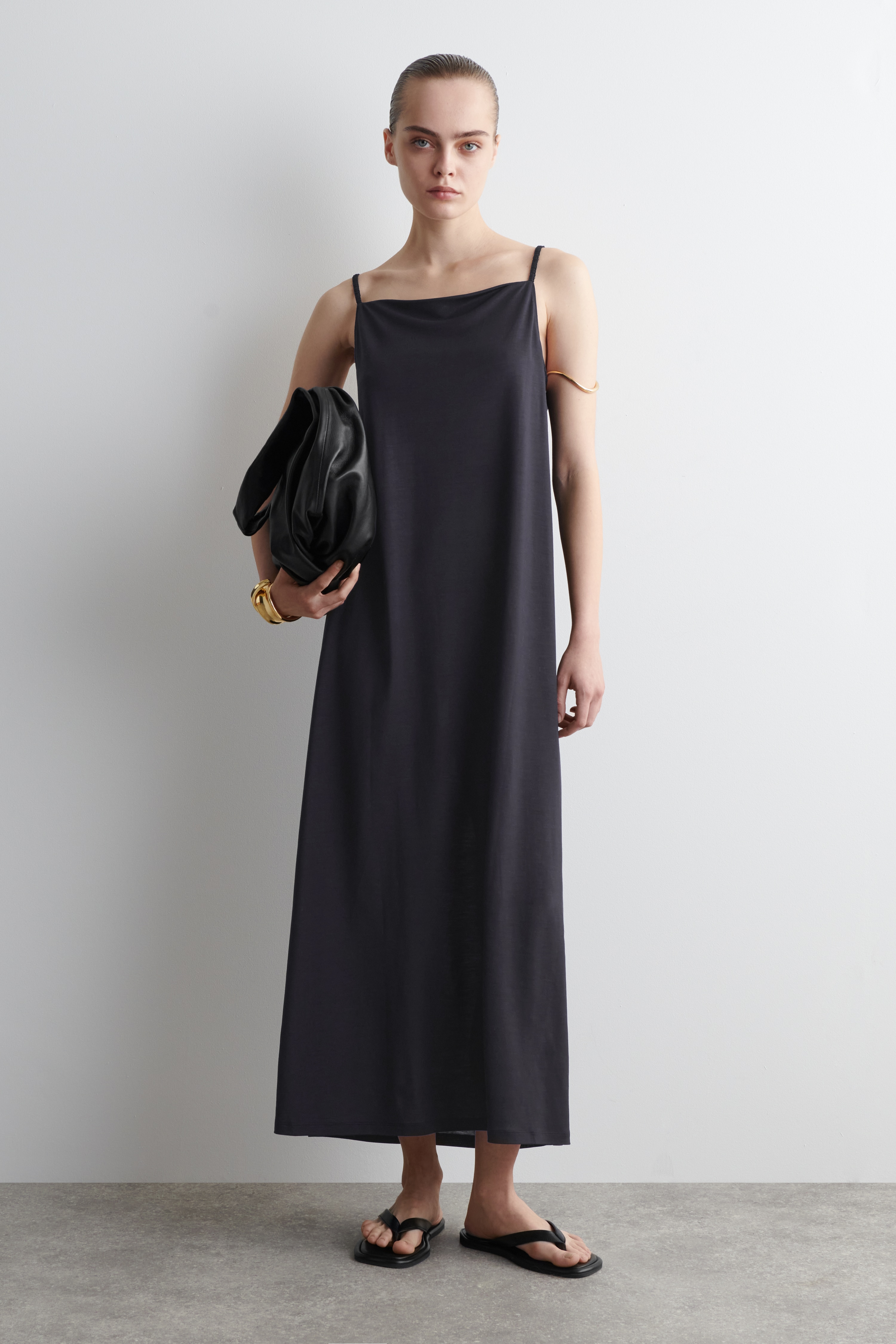 ROCHIE JERSEY CU BRETELE ȘI DECOLTEU PĂTRAT - BLEUMARIN