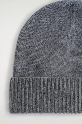PURE CASHMERE BEANIE — DARK GREY 5