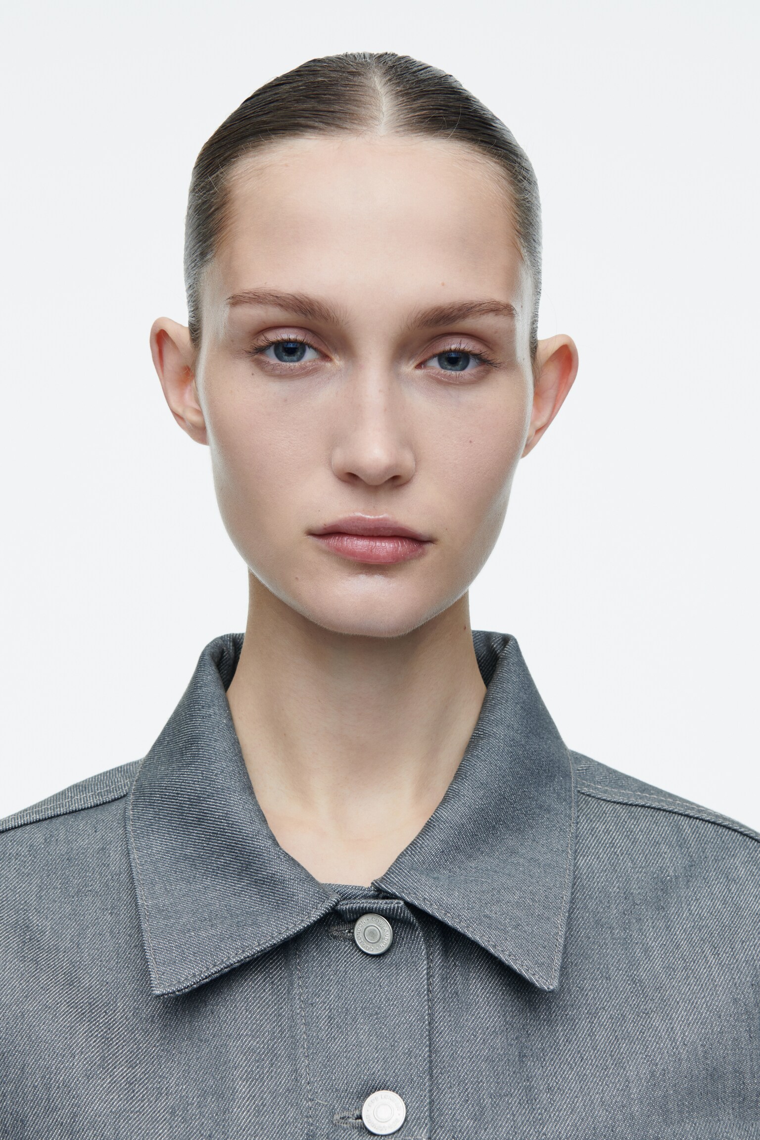 CHAQUETA VAQUERA OVERSIZE EN DENIM CRUDO - GRIS CRUDO - 3