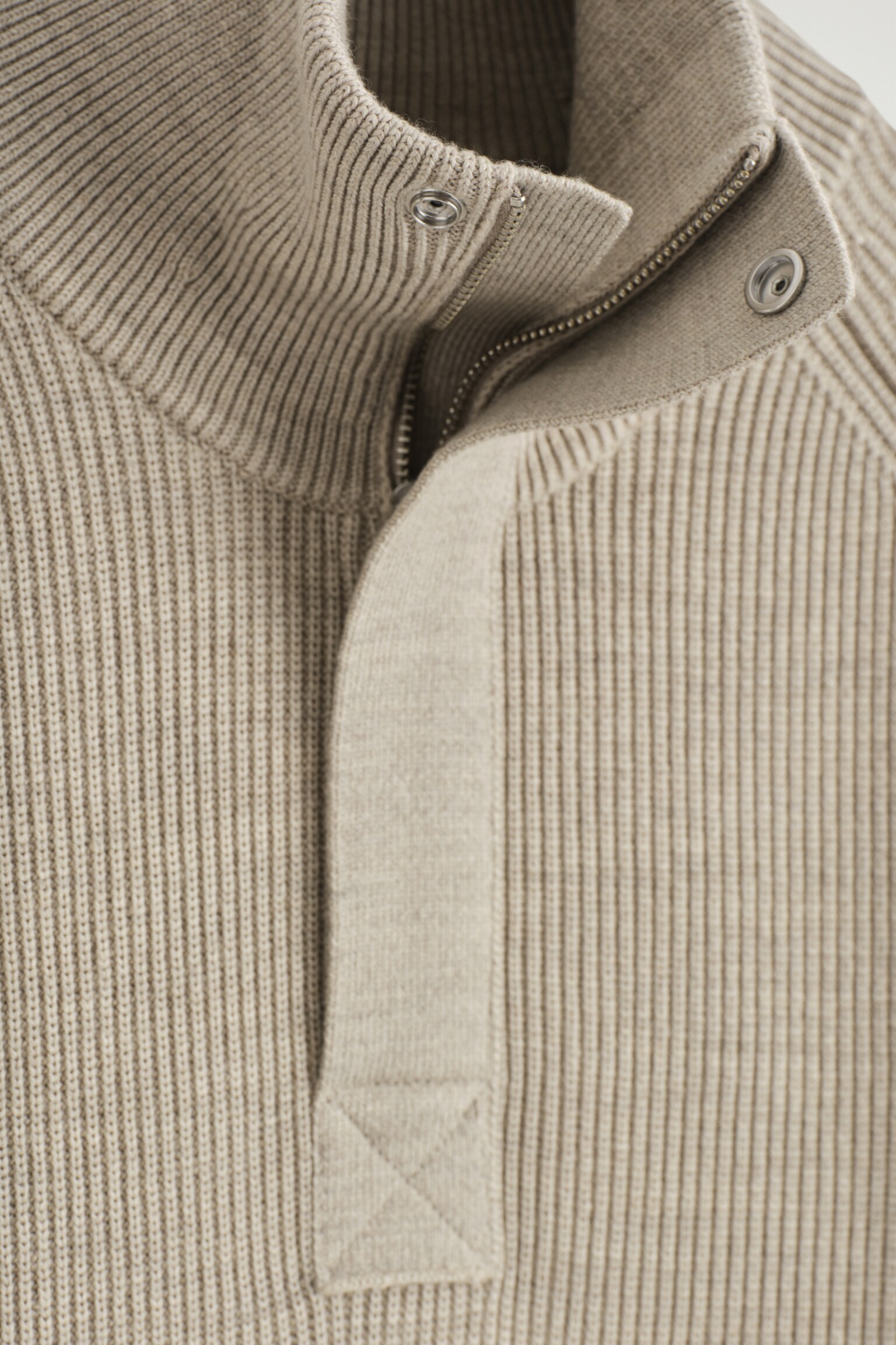 GERIPPTER WOLLPULLOVER MIT KURZEM REISSVERSCHLUSS - BEIGE - 7