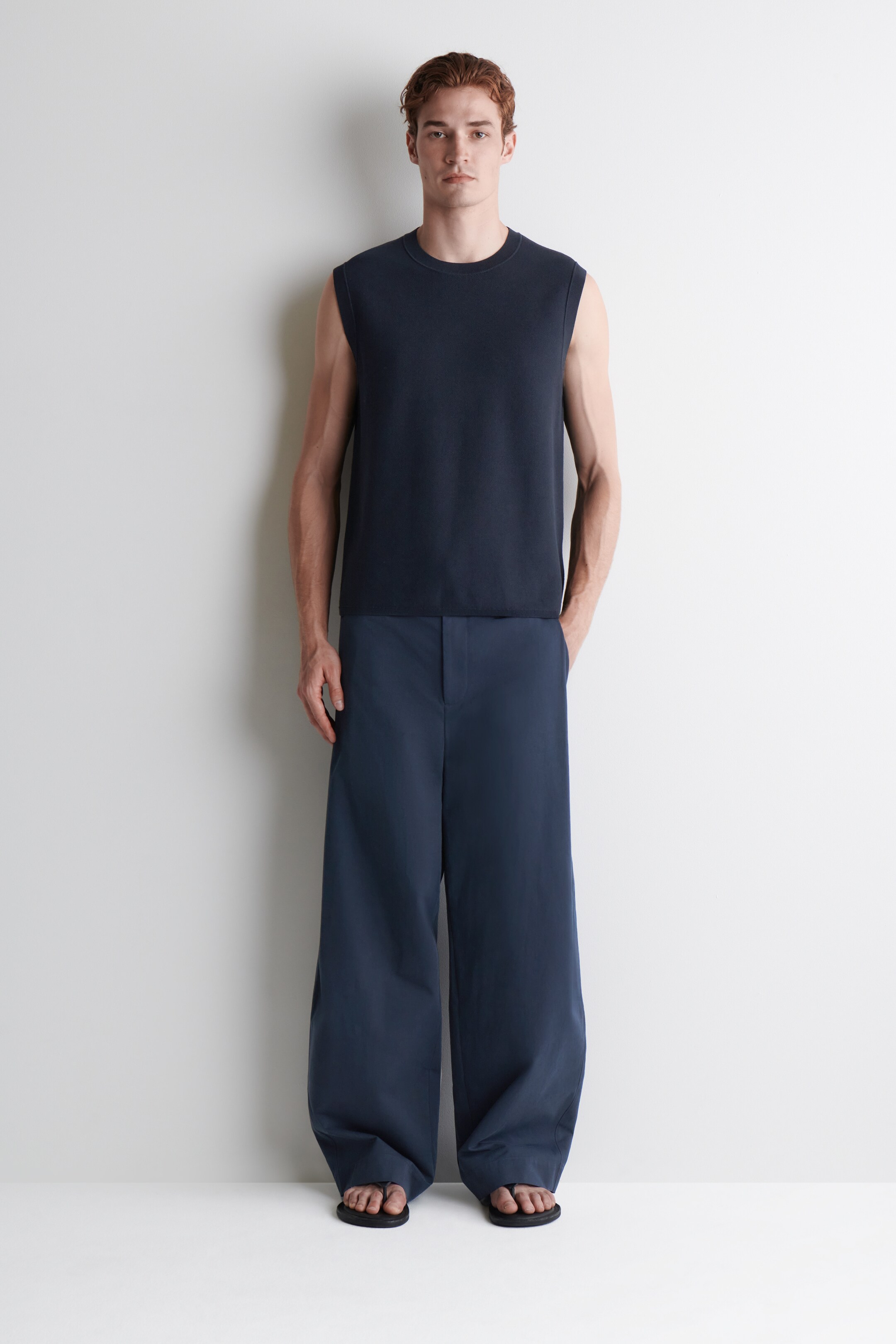 Ingrandisci l'immagine: HONEYCOMB-KNIT TANK TOP - NAVY - UOMO | H&M CH 2