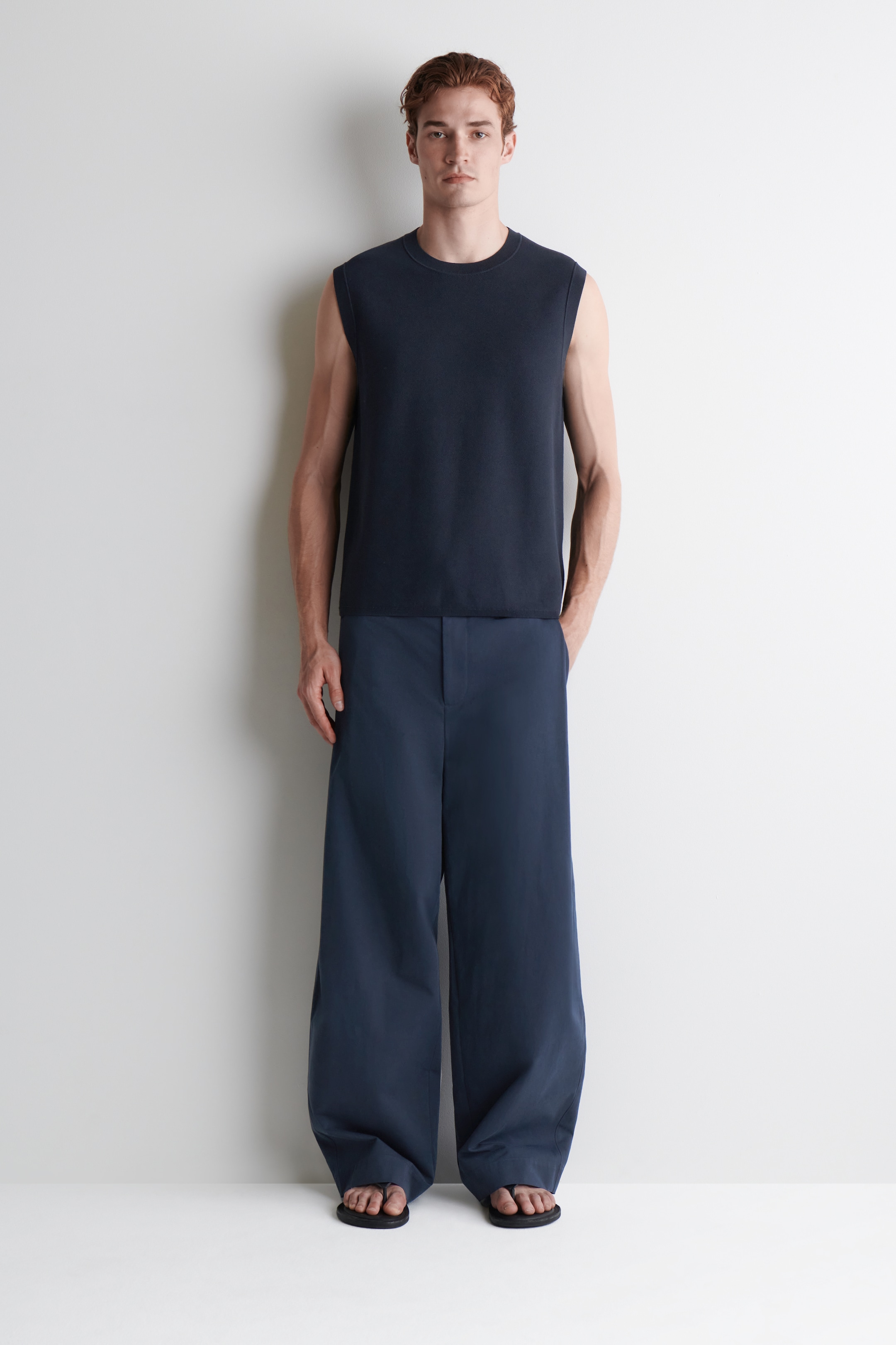 Grösseres Bild ansehen: TANKTOP MIT WABENSTRUKTUR - NAVYBLAU - HERREN | H&M CH 2