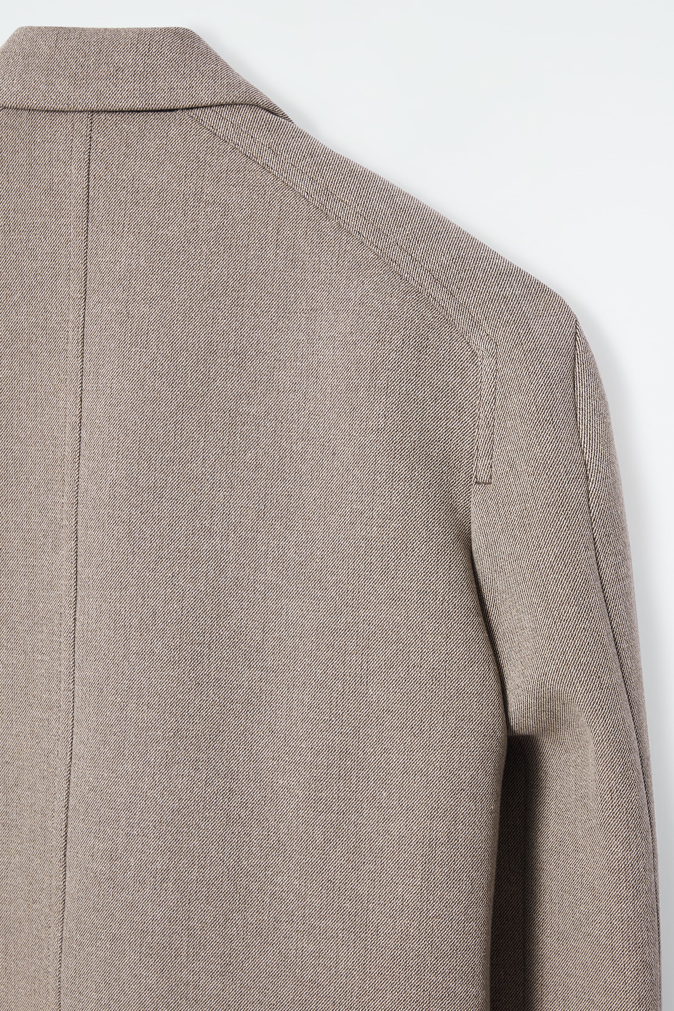 View larger image: OVERSIZED EXAGGERATED-SHOULDER BLAZER - BROWN - Ladies | H&M GB 3