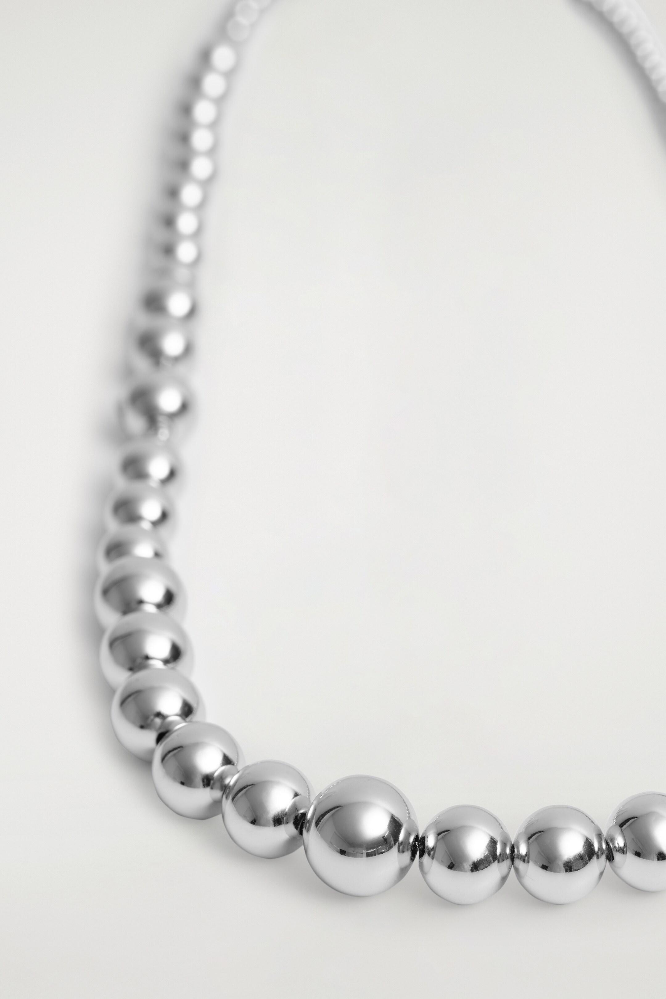 Ingrandisci l'immagine: BEADED NECKLACE - SILVER - DONNA | H&M CH 3