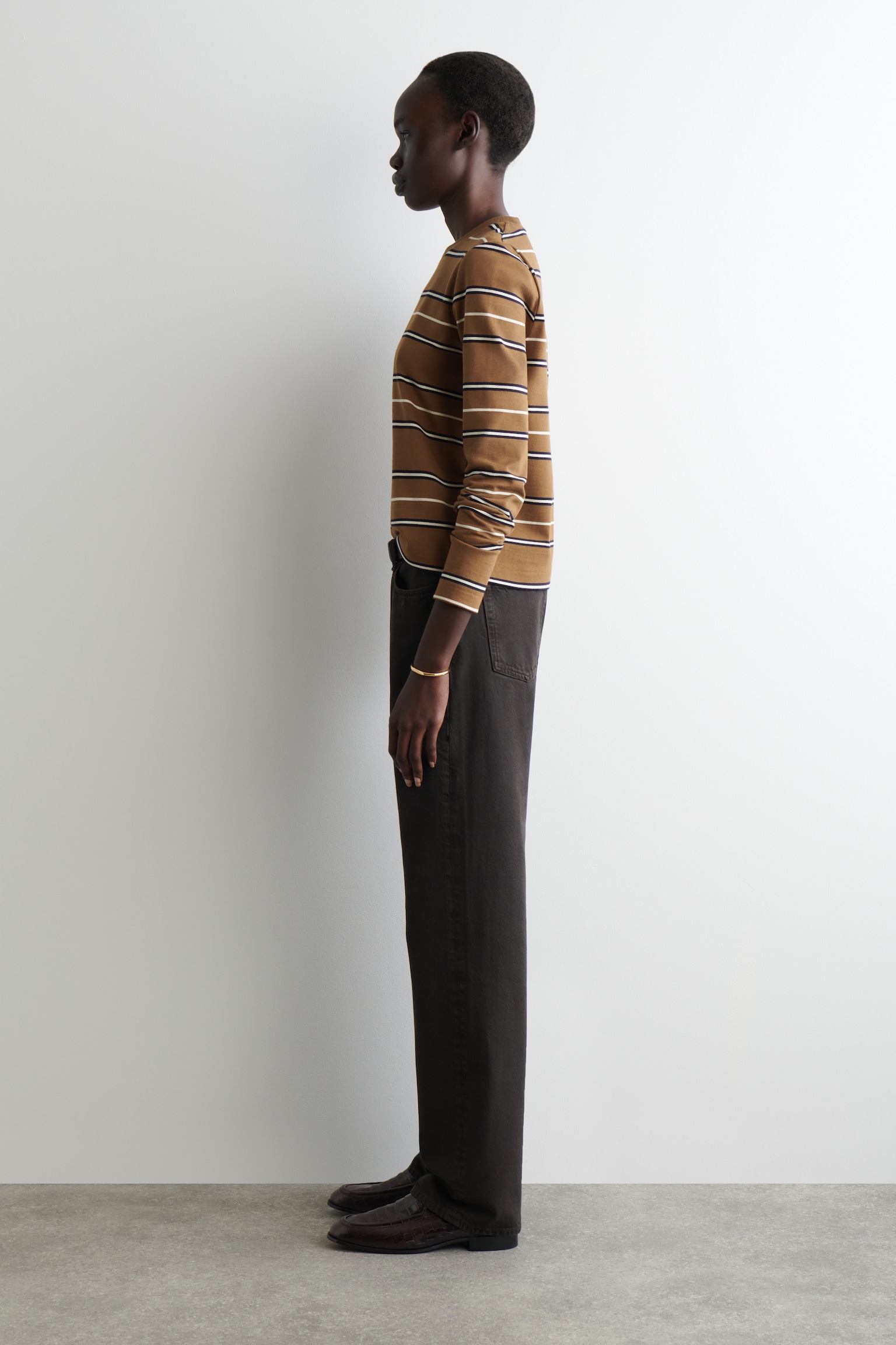TRICOU CU MÂNECI LUNGI, TĂIETURĂ CLASICĂ - BROWN / STRIPED/BLEUMARIN / CU DUNGI/ALBASTRU DESCHIS/ALB / MARO/white/BLACK/BEJ / NEDĂPĂCIT/ECRU / BLEUMARIN / MARO / CU DUNGI - 4