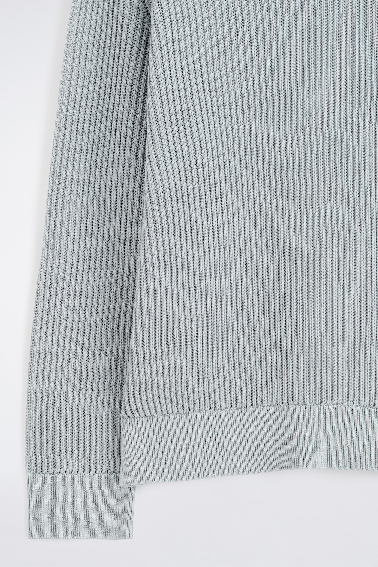 LADDER-STITCH COTTON V-NECK JUMPER — LIGHT BLUE