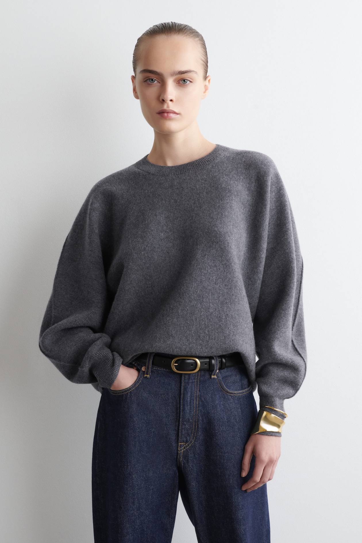 PULL SILHOUETTE ARRONDIE EN LAINE DOUBLE FACE - GRIS CHINÉ | COS FR