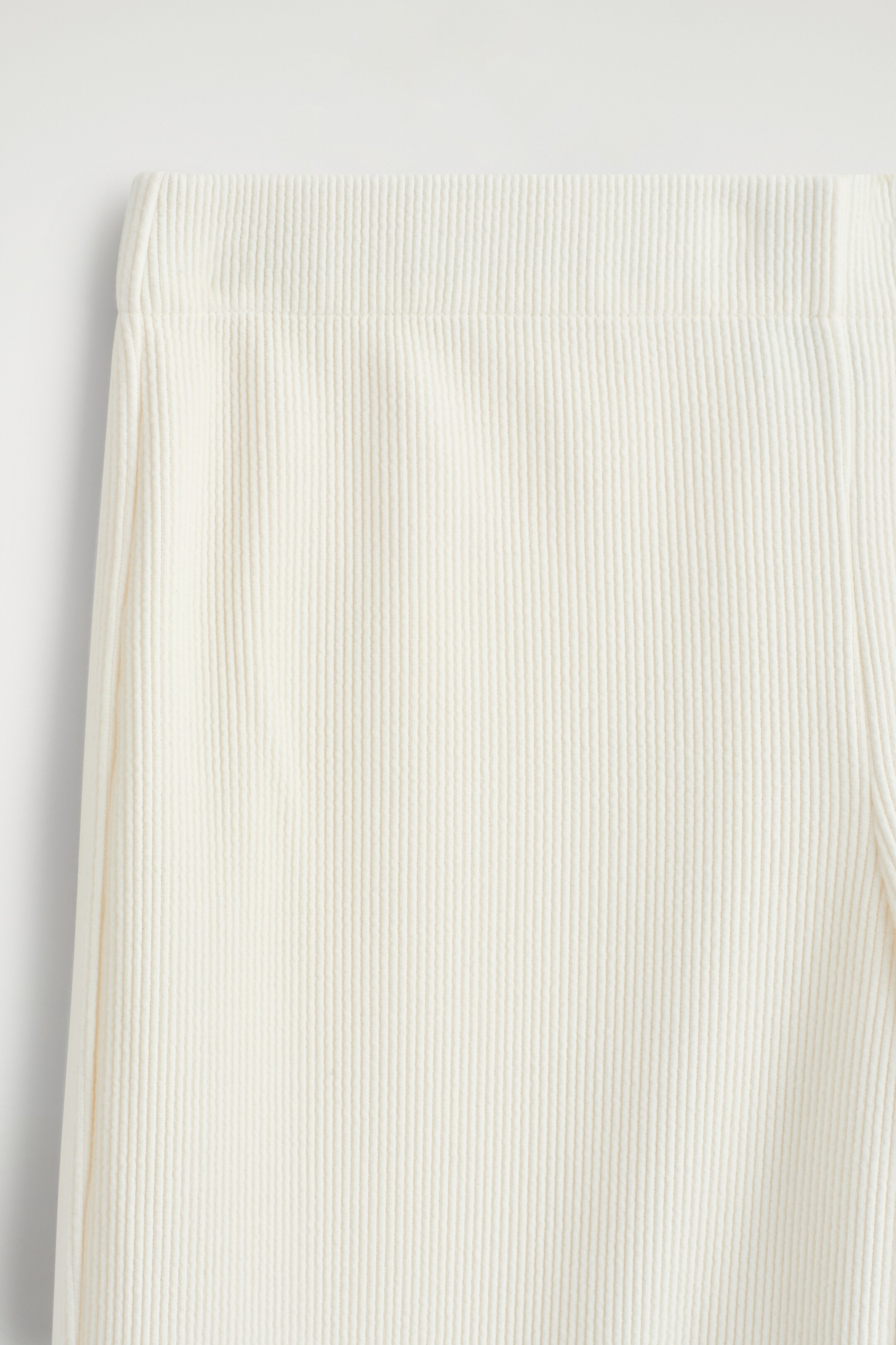 Ver imagen más grande: PANTALÓN DE PANA DE PIERNA ANCHA - BLANCO - MUJER | H&M ES 6