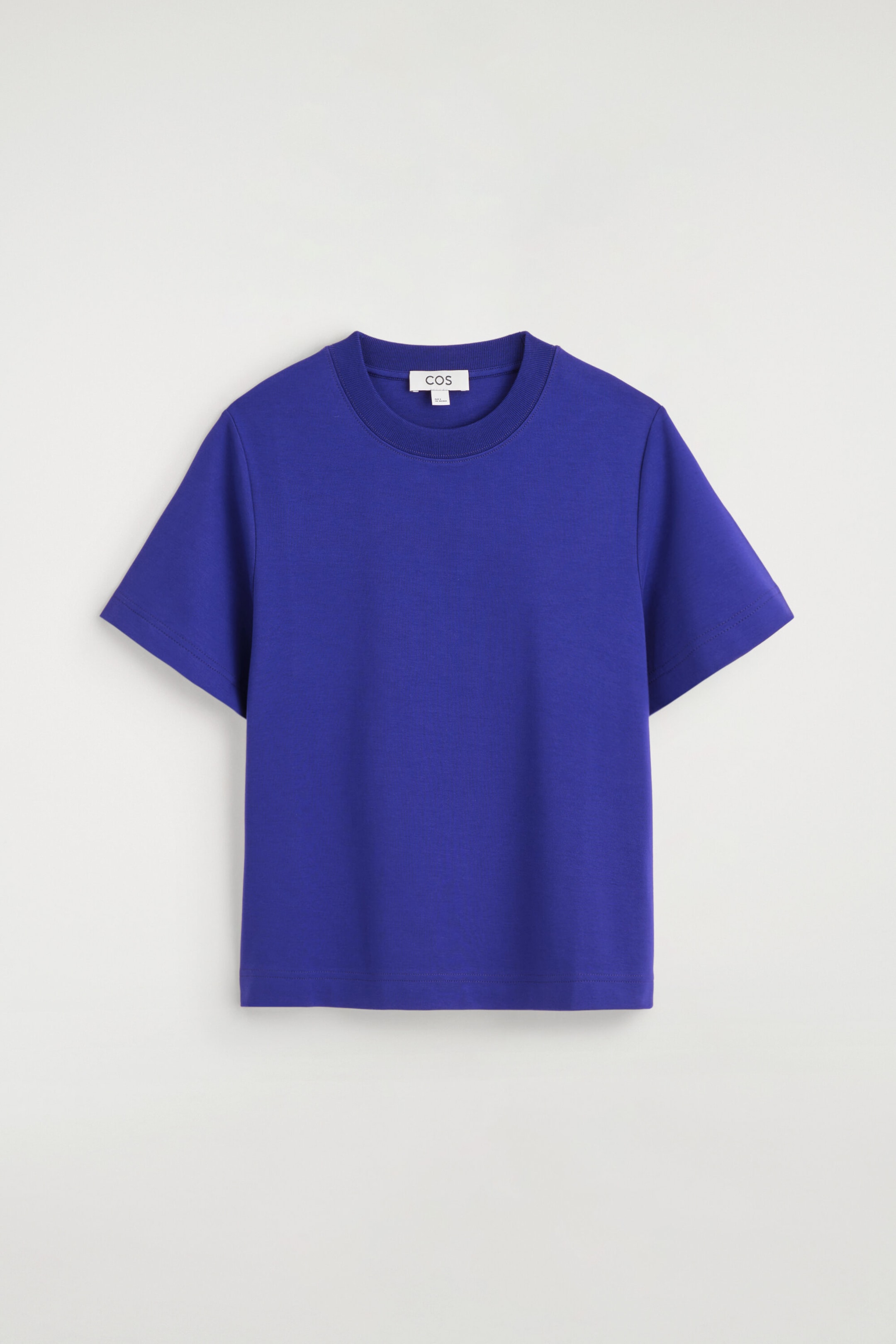 SCHLICHTES T-SHIRT