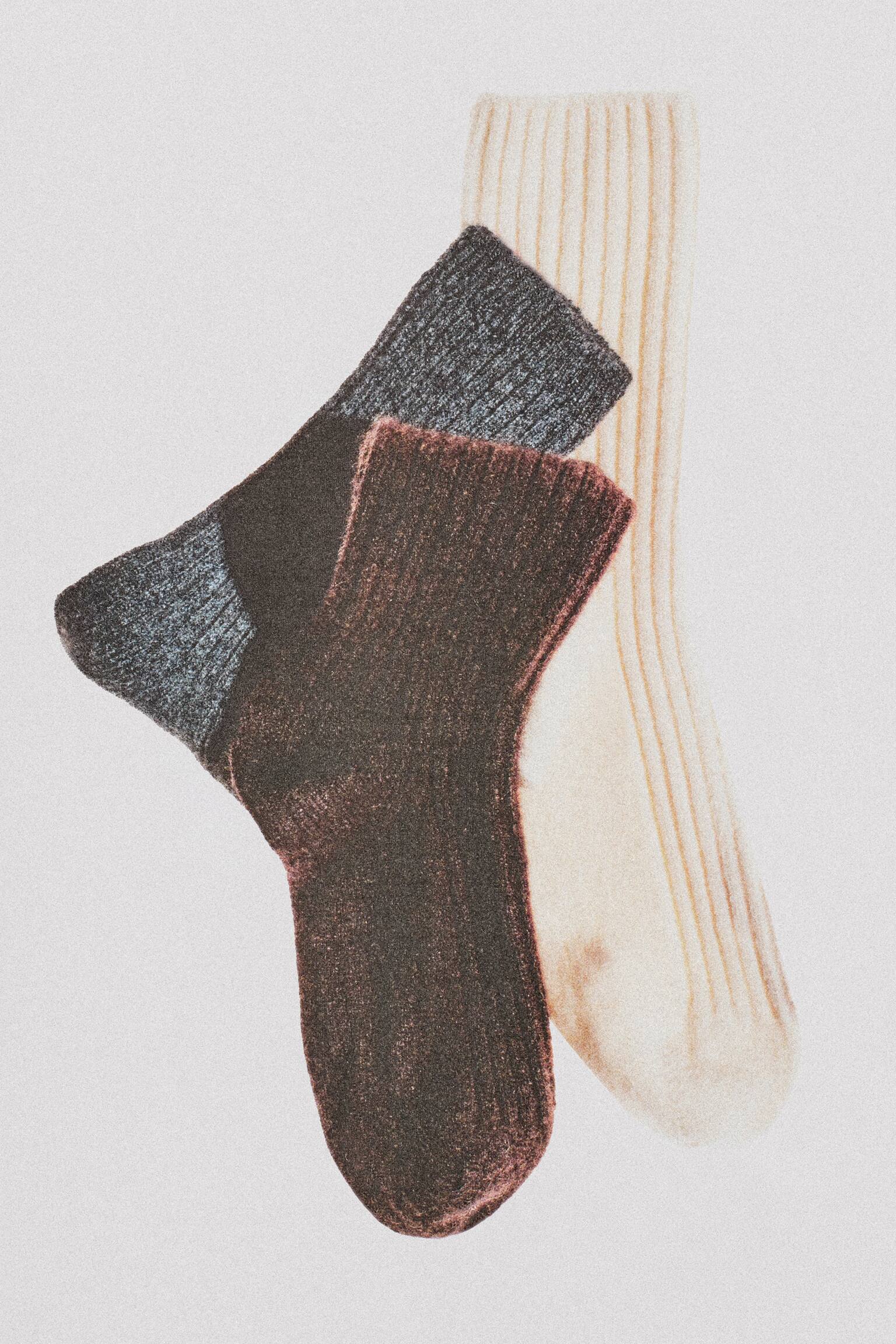 GERIPPTE KASCHMIRSOCKEN - Dunkelgrau/HELLGELB - 1