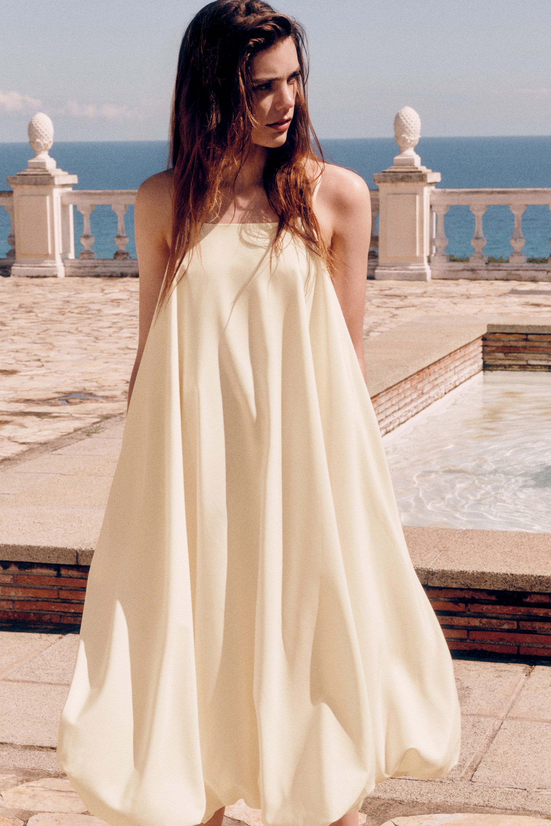 BUBBLE-HEM MIDI DRESS