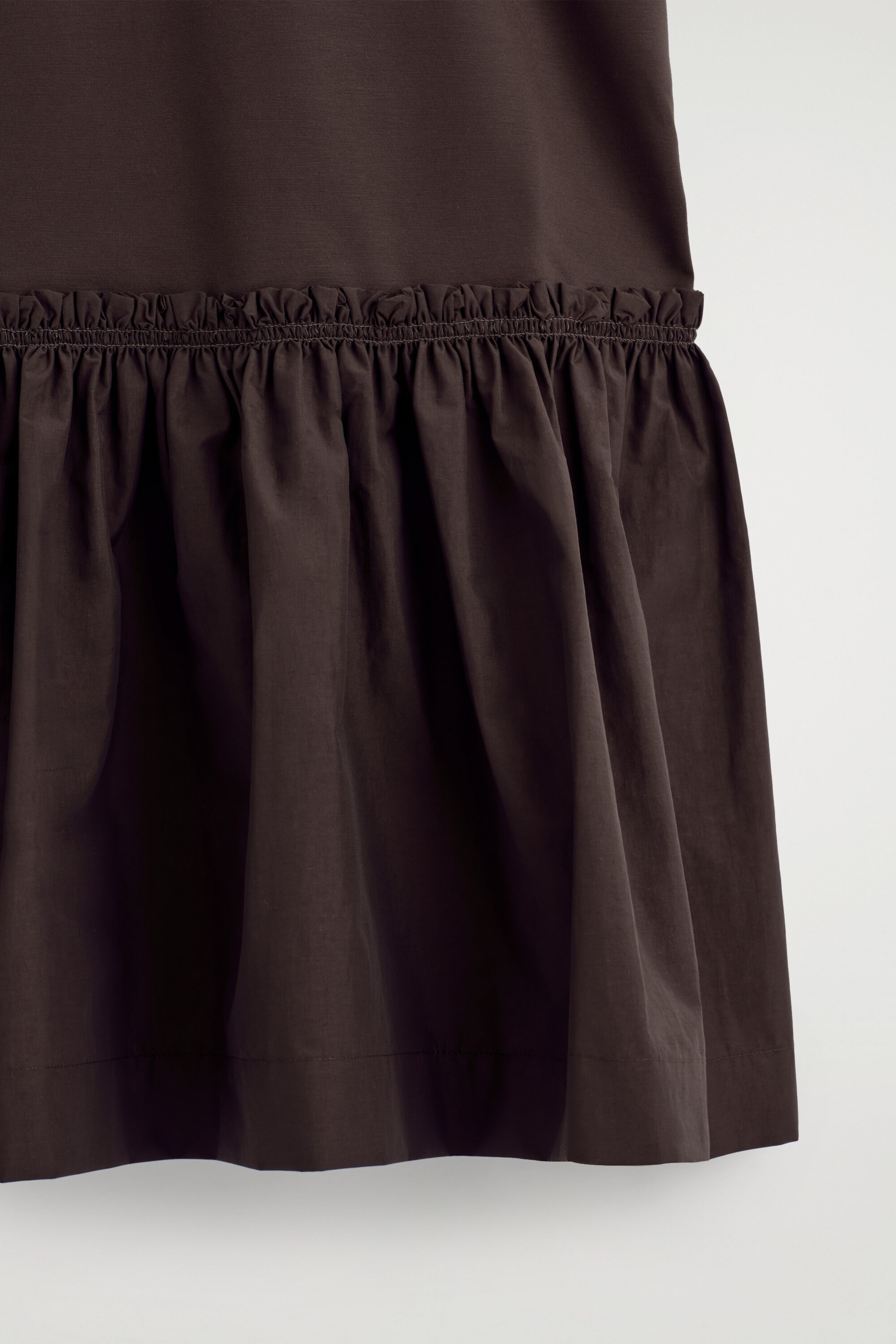 StillMedia/DescriptiveDetail