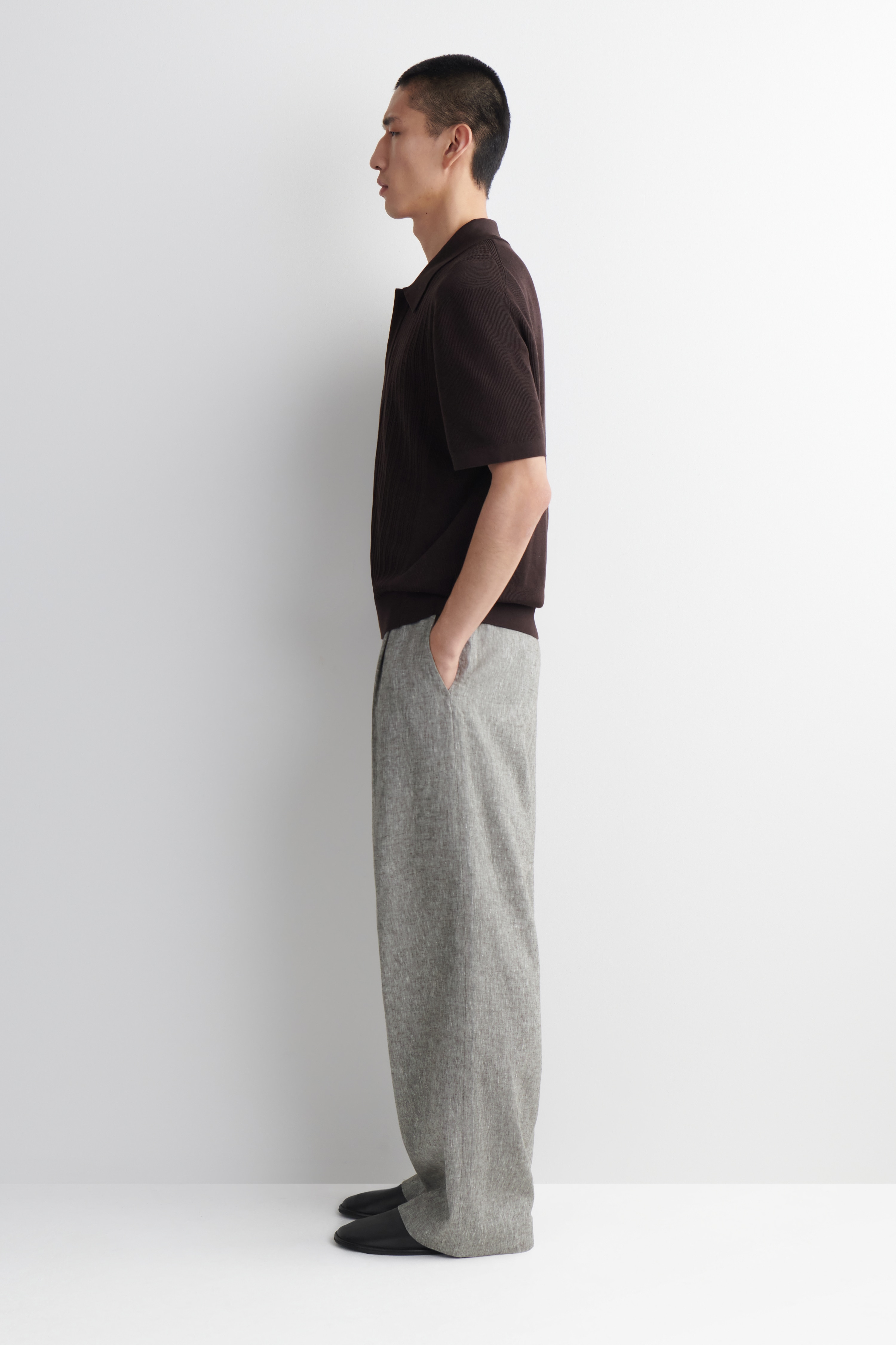 LINEN RELAXED-FIT WIDE-LEG TROUSERS