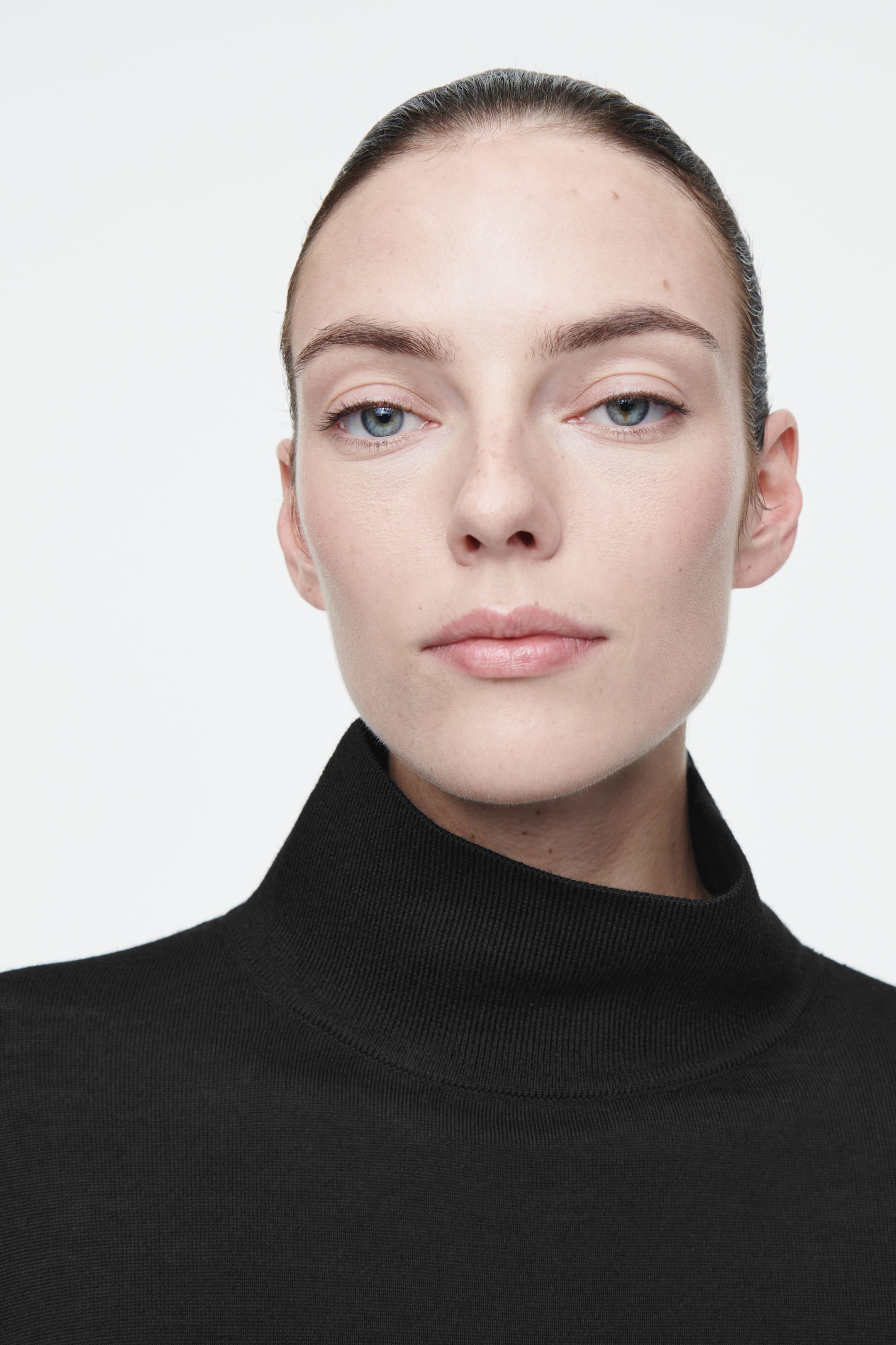 MERINO WOOL TURTLENECK JUMPER