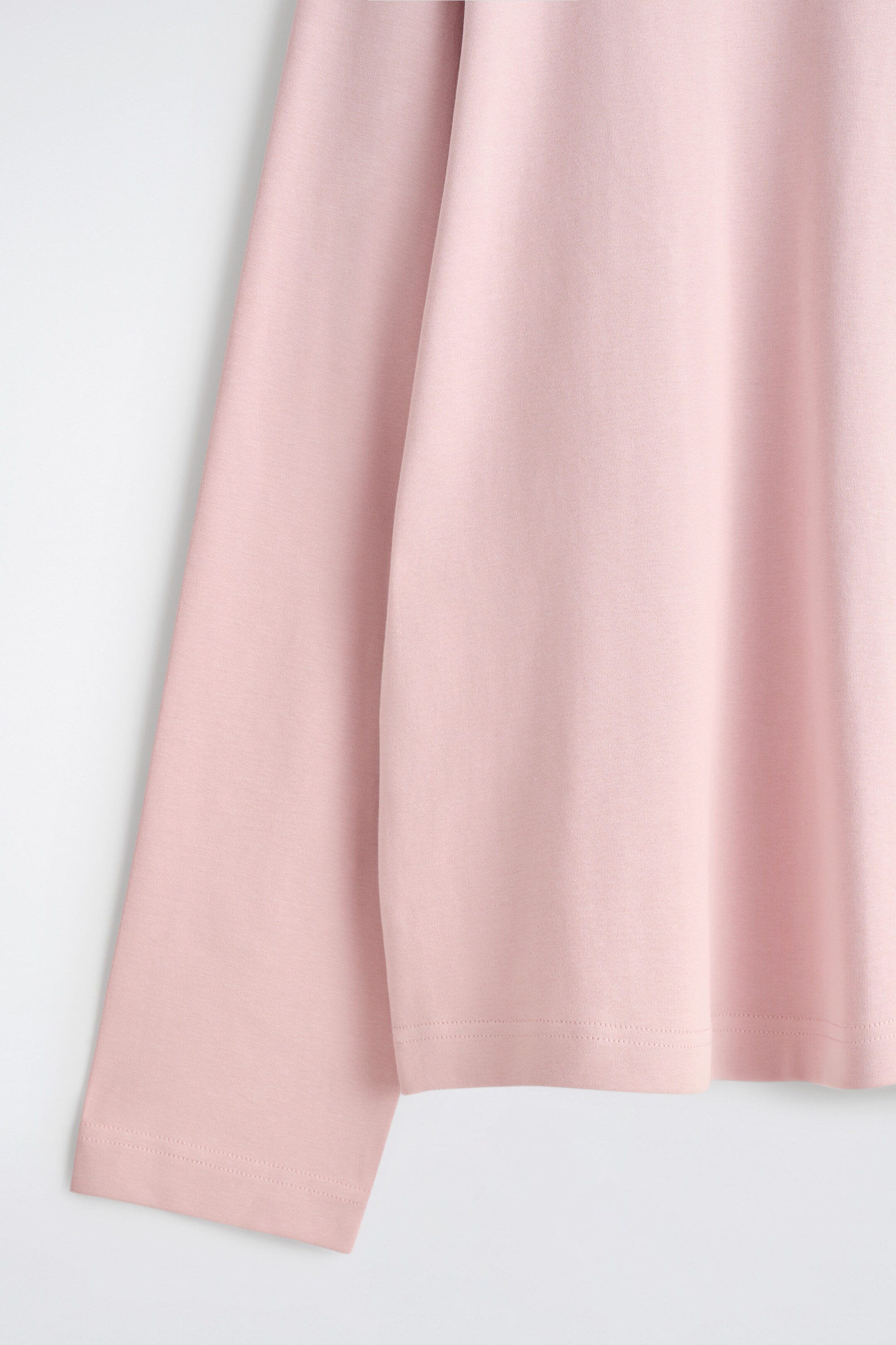 StillMedia/DescriptiveDetail