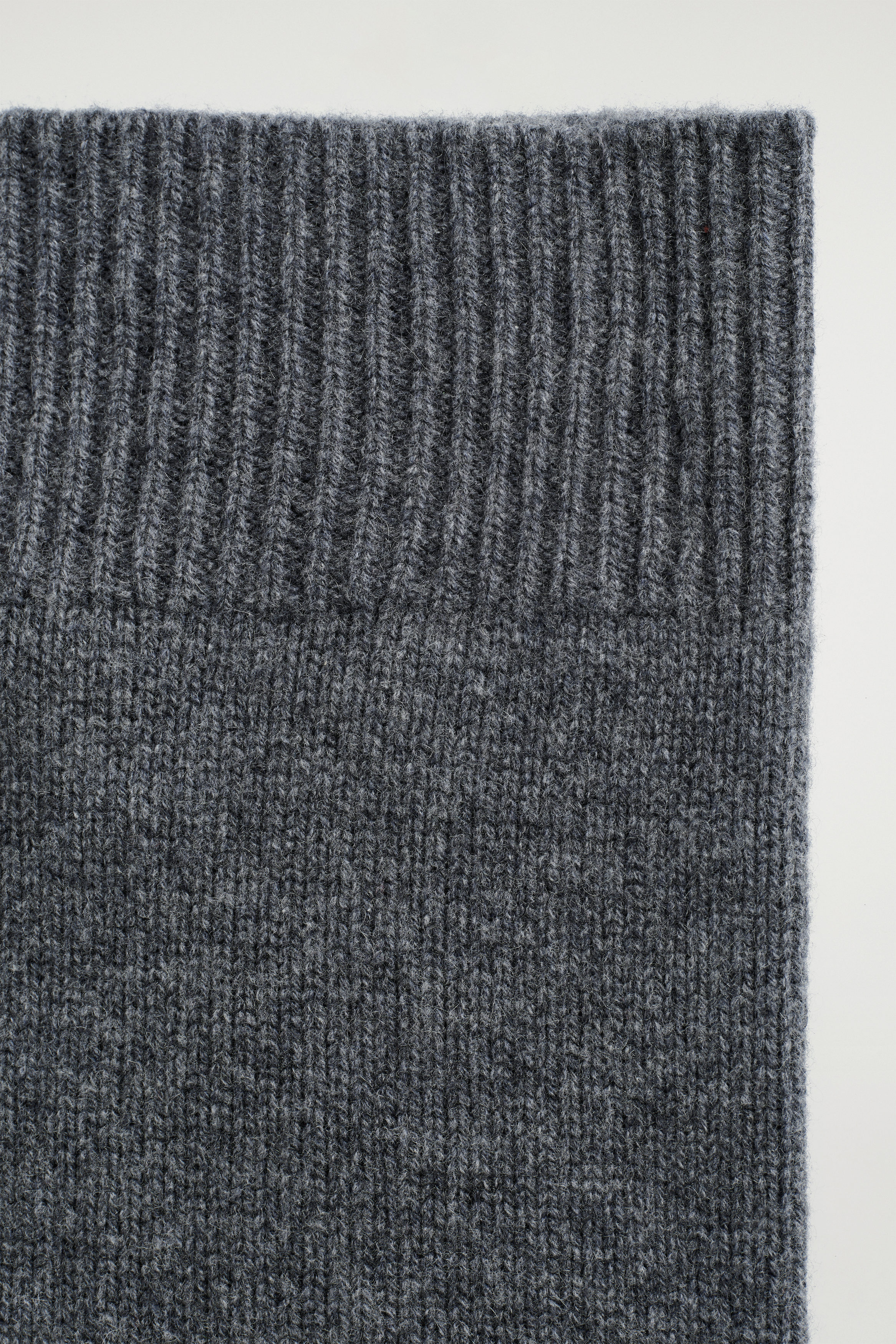 新品 marka wool cashmere Snoode スヌード 新品 marka wool cashmere Snoode スヌード