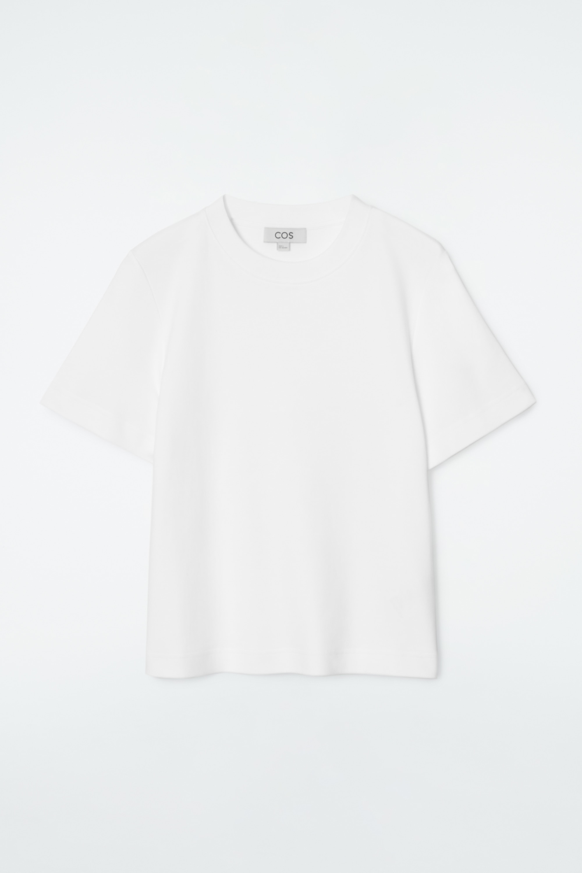 T-SHIRT REGULAR DE CORTE LIMPO - BRANCO/preto/AZUL-MARINHO/BEGE CLARO/ROSA / AZUL MARINHO/Caqui/AZUL-MARINHO/BRANCO/ÀS RISCAS/Laranja / Branco / Riscas/CINZA MESCLA/BRANCO / PRETO/BRANCO / BURGUNDY / RISCAS/Azul-marinho / Listado/CINZA MÉLANGE/off-white / black/AZUL / RISCAS/AZUL COBALTO/BRANCO / PRETO / LISTRADO/Preto / Verde / às riscas/CASTANHO ESCURO/VERDE / CRU