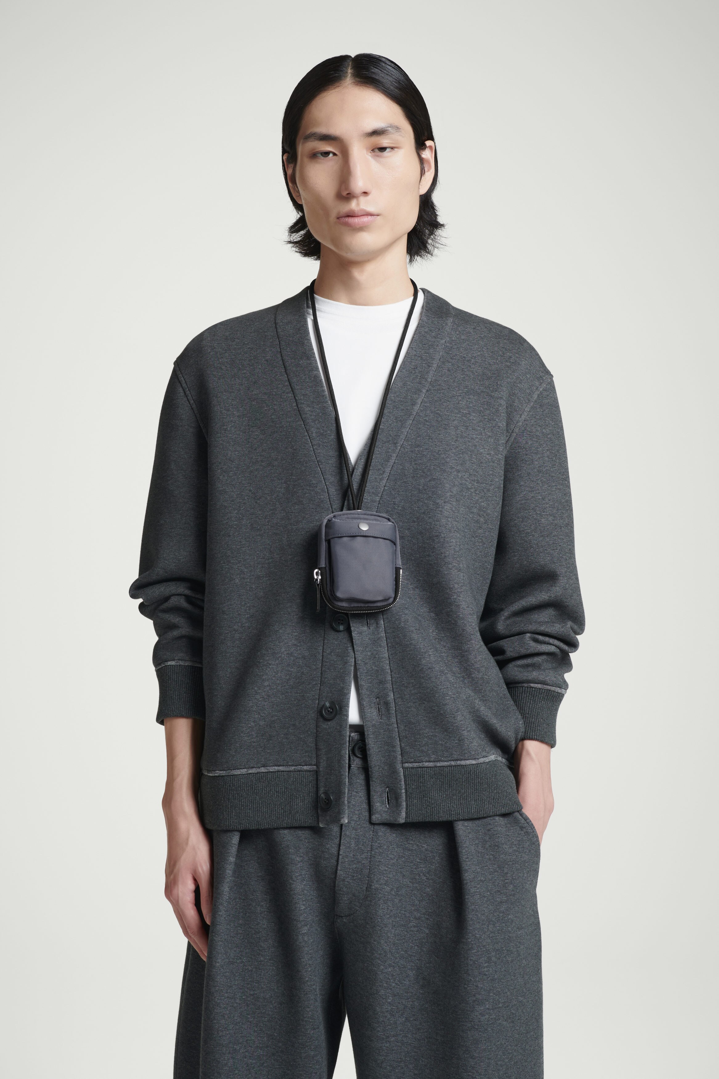MINI CROSSBODY POUCH - NYLON - GRAY | COS