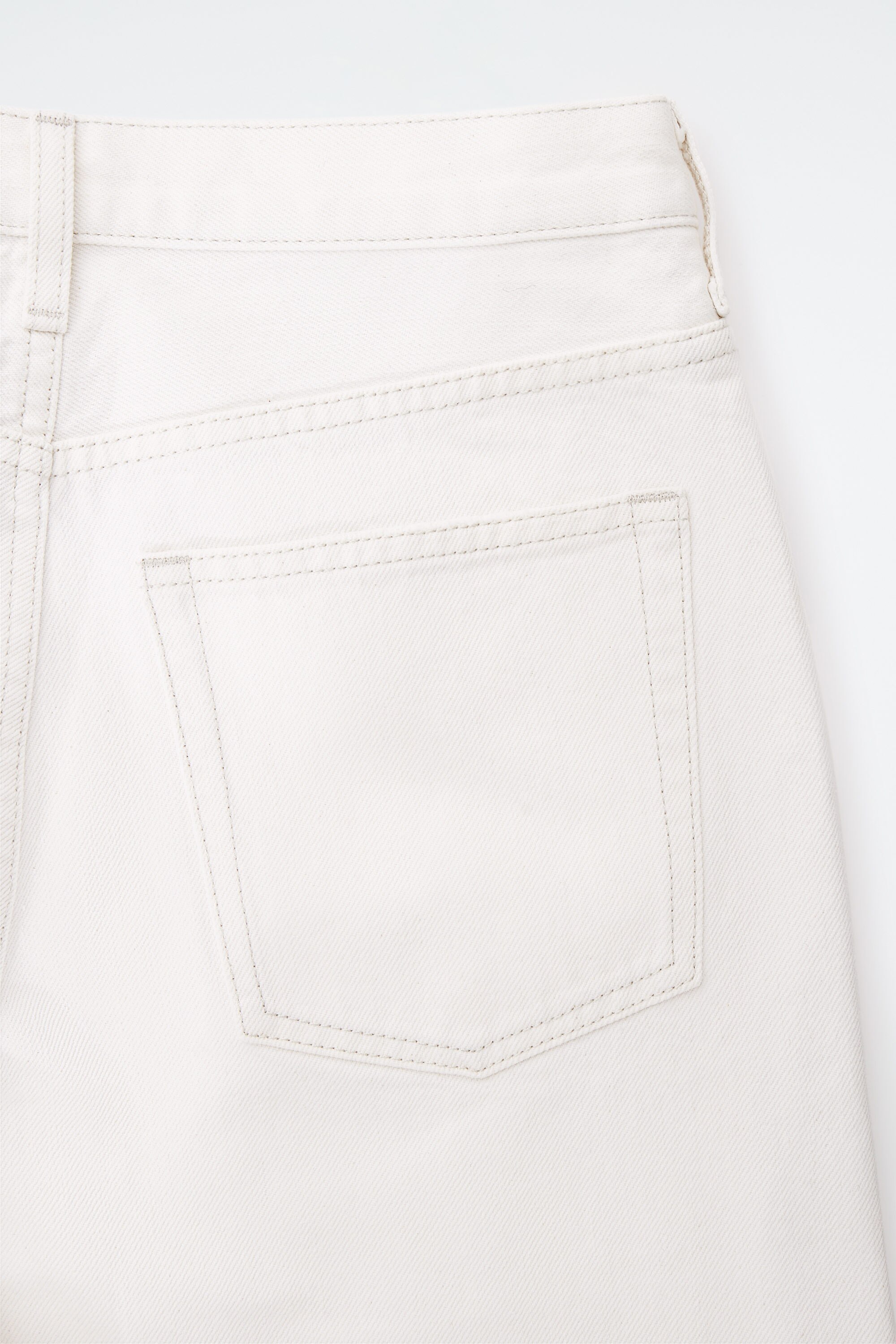ARCH TAPERED JEANS - WHITE | COS