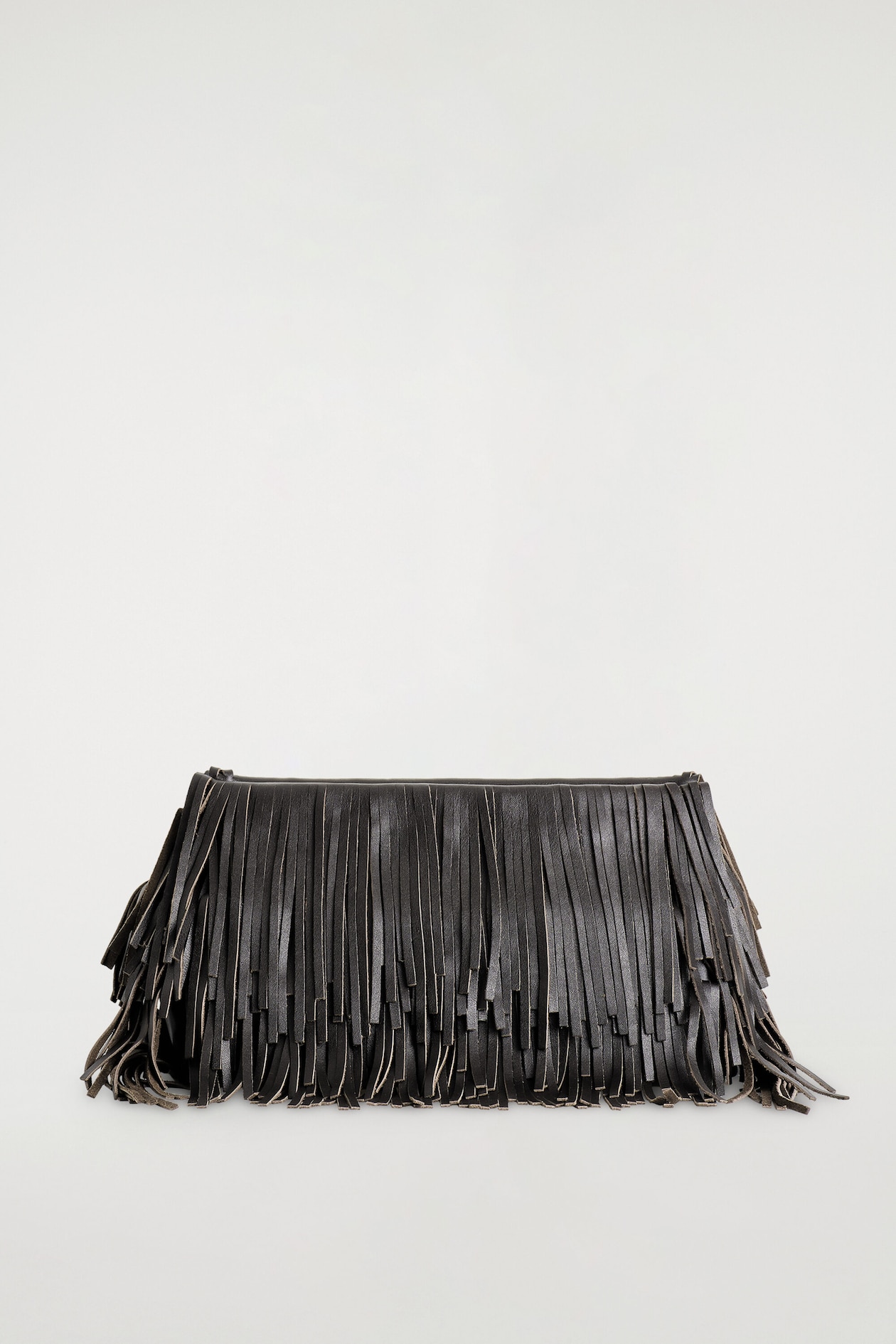 FRINGED CLUTCH - LEATHER — MAHOGANY