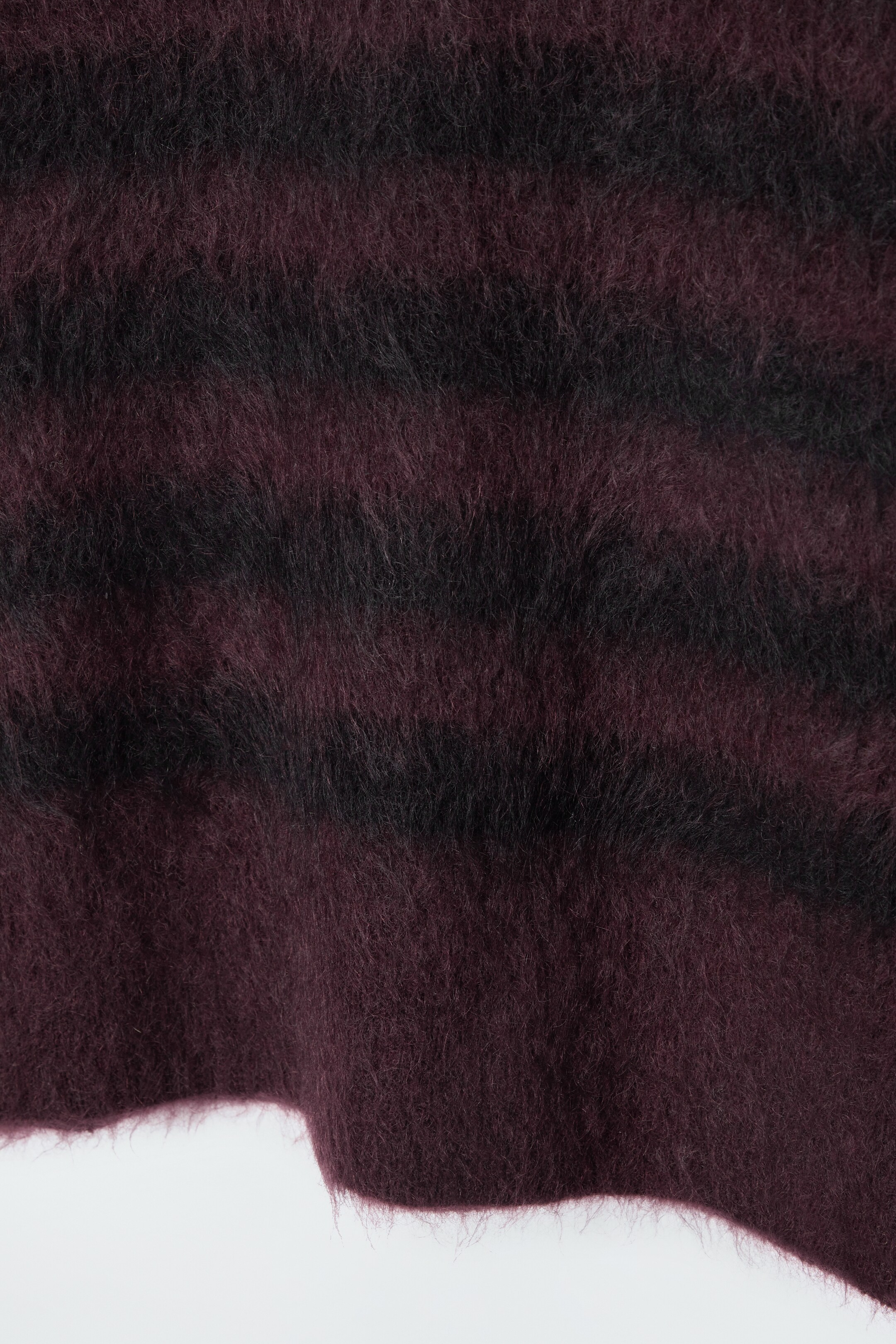 Grösseres Bild ansehen: PULLOVER MIT RUNDHALSAUSSCHNITT AUS MOHAIR - SCHWARZ/BURGUNDERROT/GESTREIFT - DAMEN | H&M CH 8