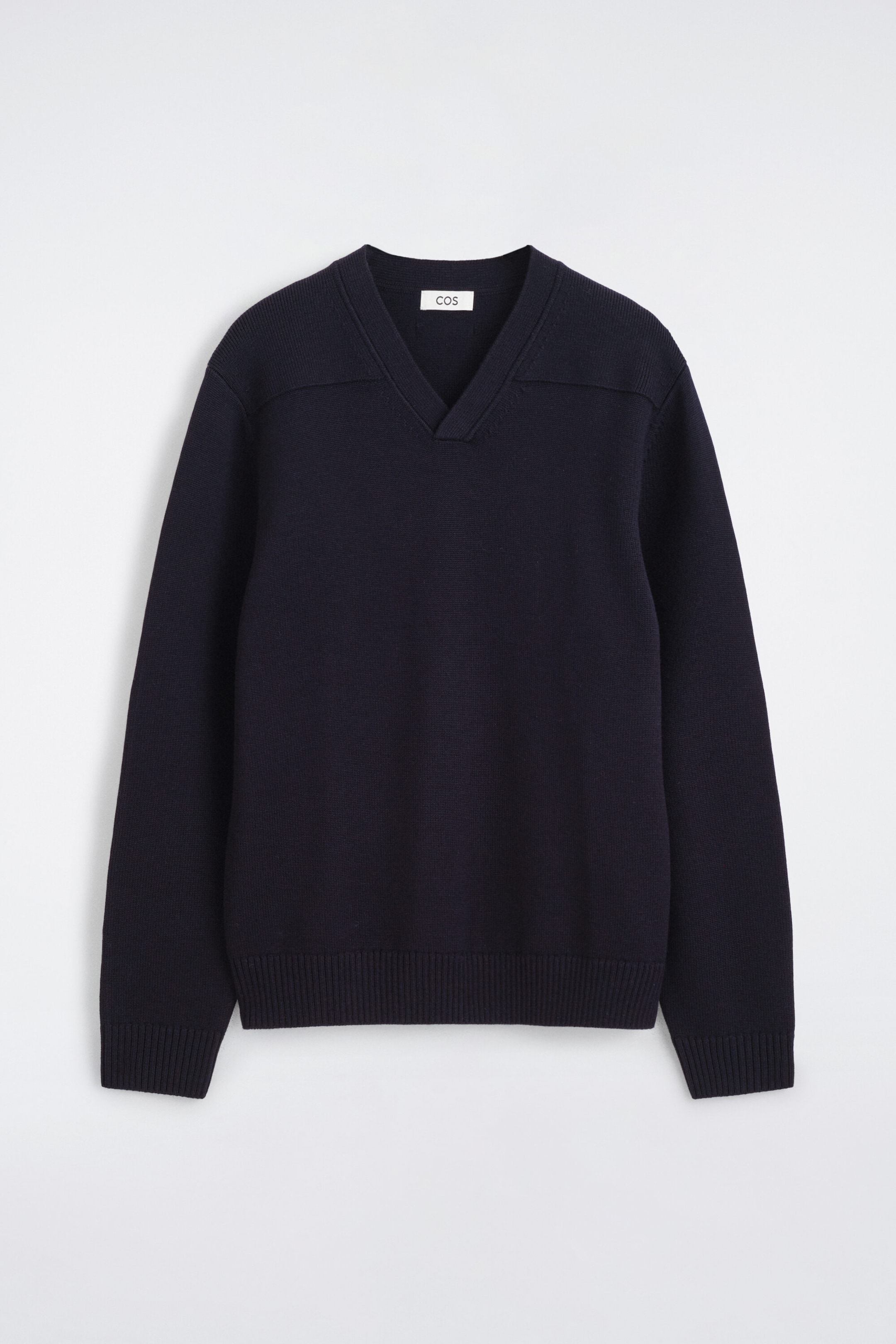 MERINO WOOL V-NECK JUMPER