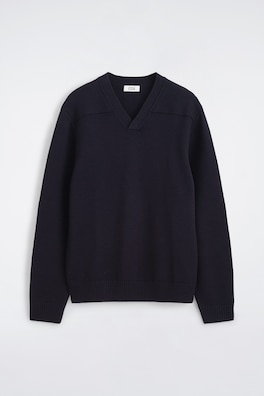 MERINO WOOL V-NECK SWEATER — MIDNIGHT 8