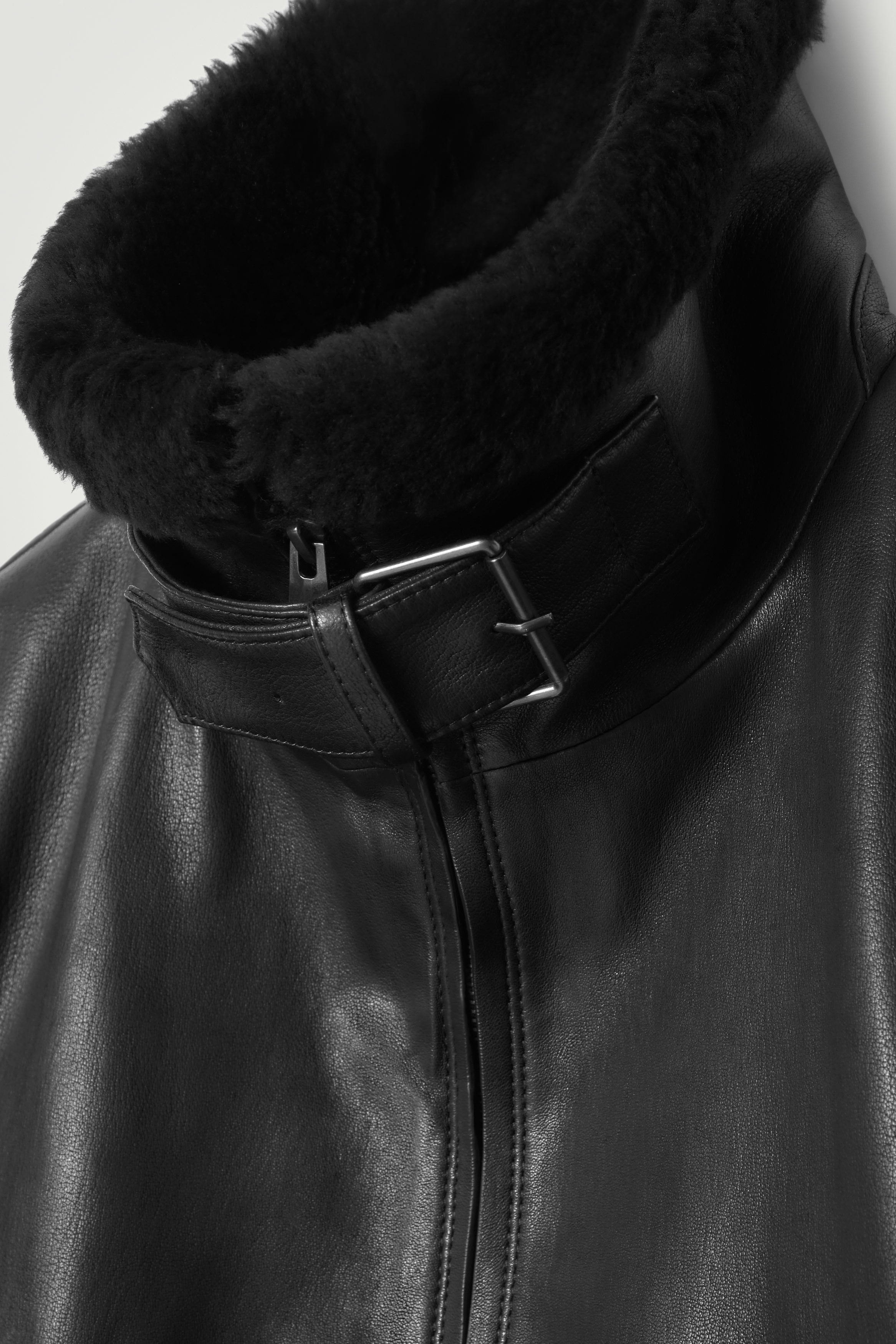 THE SHEARLING-TRIMMED LEATHER JACKET - CARBON | COS