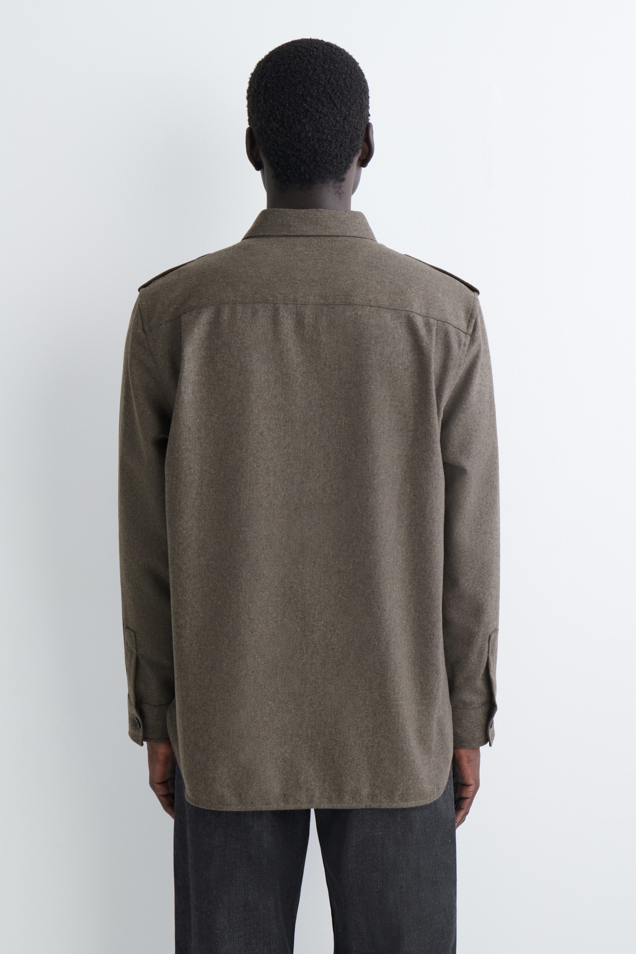 BUTTON-DOWN COLLAR WOOL SHIRT