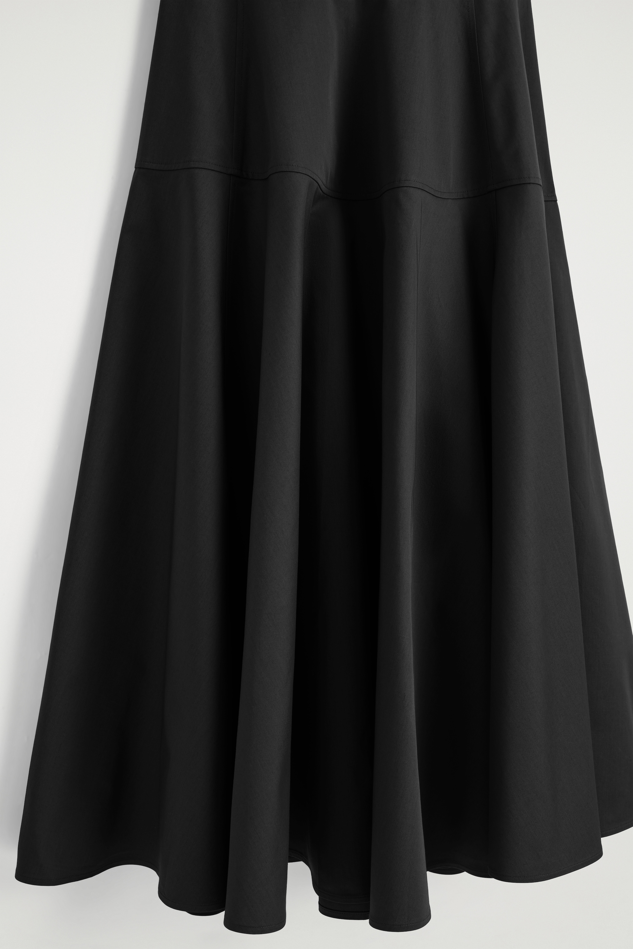 Se større billede: HALTERNECK-KJOLE I PIMABOMULD - SORT - DAME | H&M DK 6