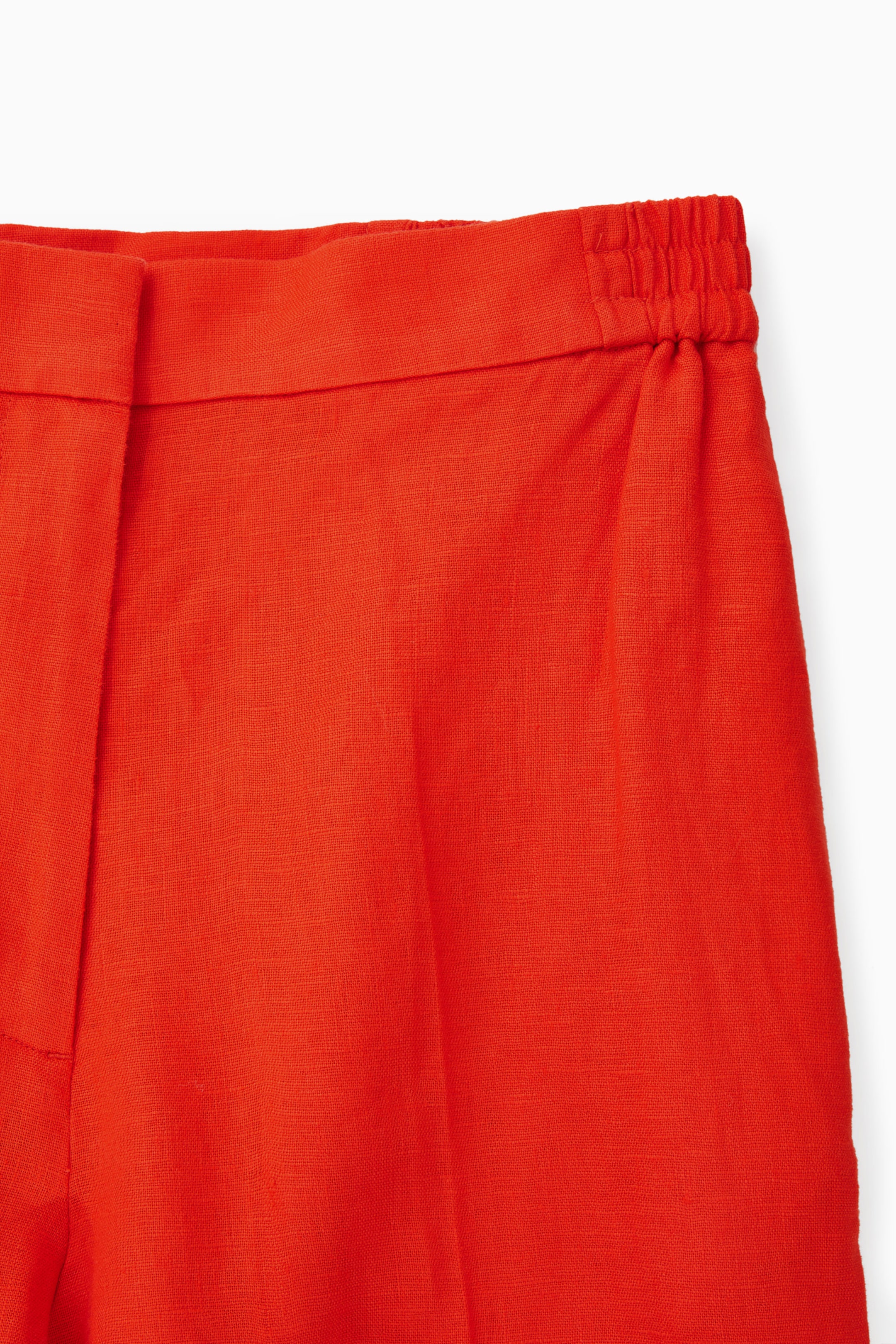 ELEGANTE LEINENHOSE MIT WEITEM BEIN