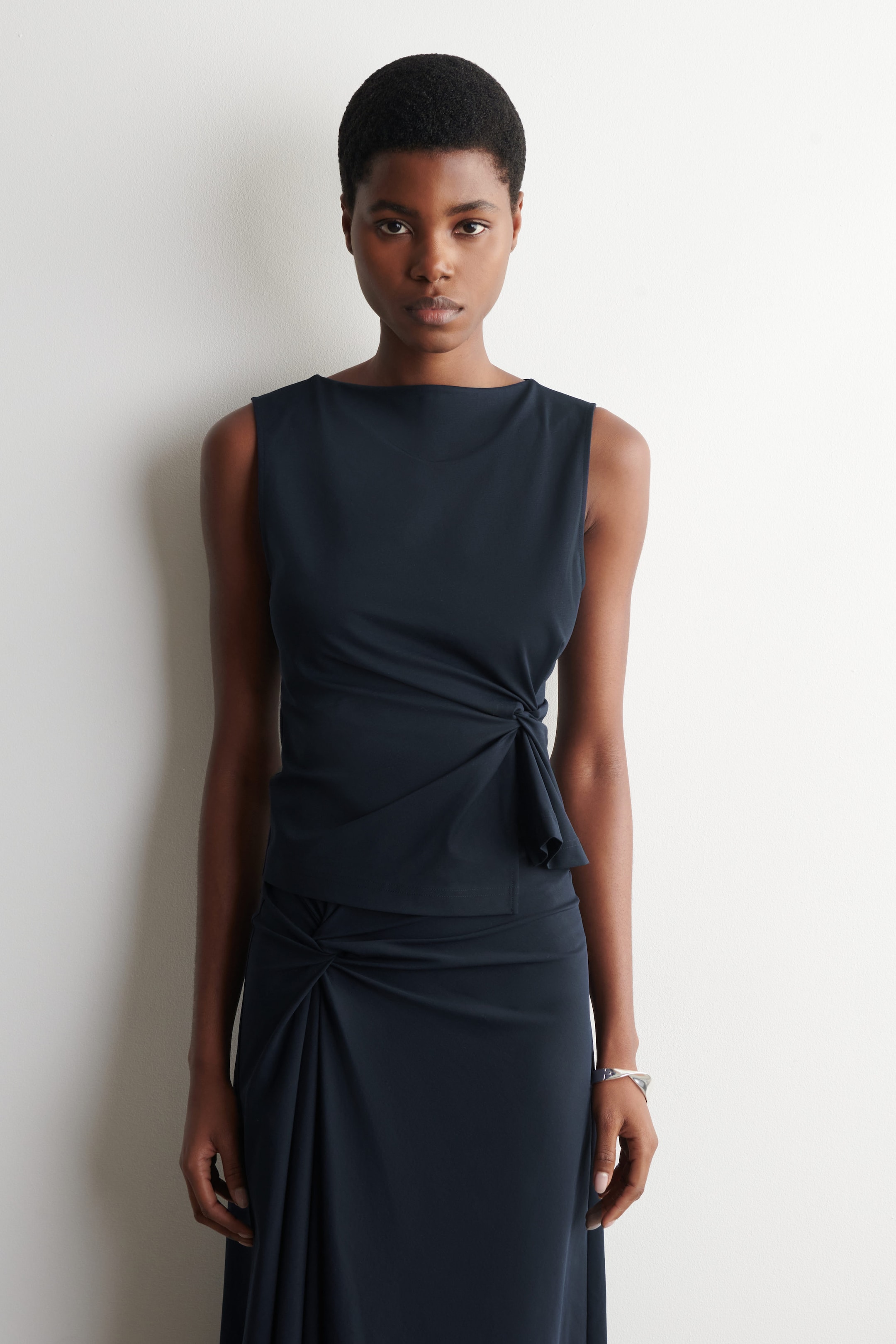 TWIST-DETAIL JERSEY TOP