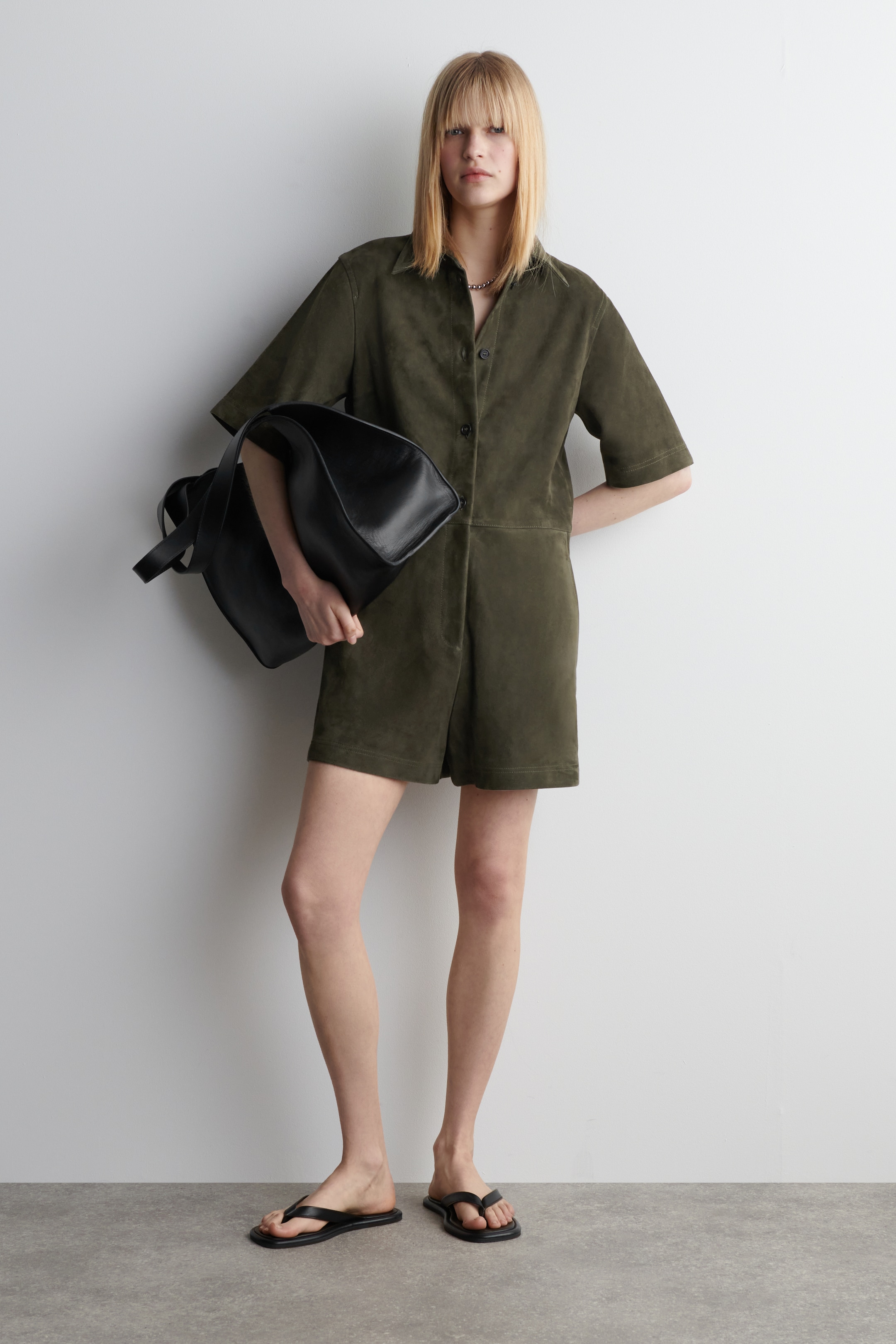 Nagyobb kép megtekintése: VELÚR KEZELÉS - Khaki - NŐI | H&M HU 1