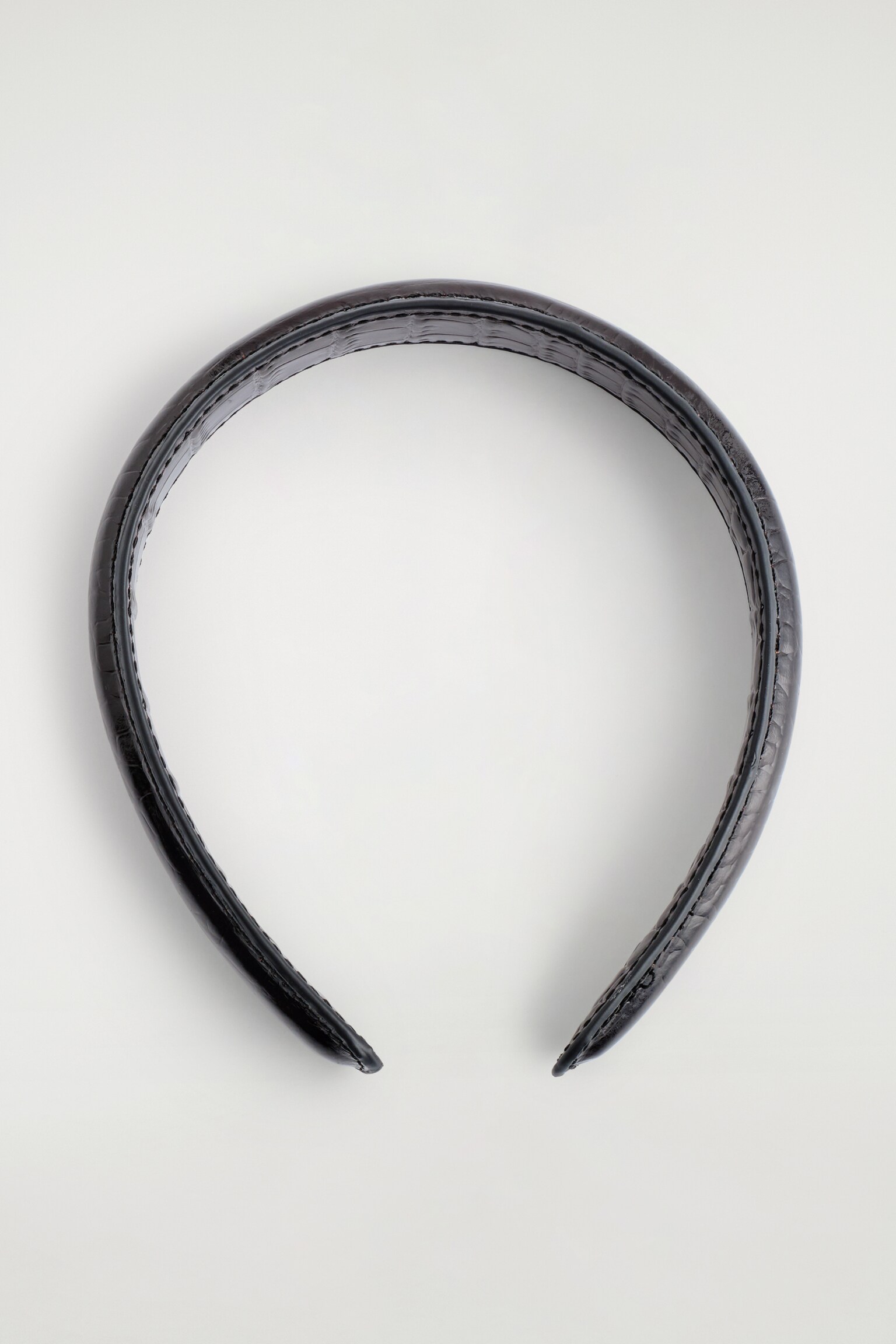 DIADEMA DE PIEL EFECTO COCODRILO - MARRÓN OSCURO - 2