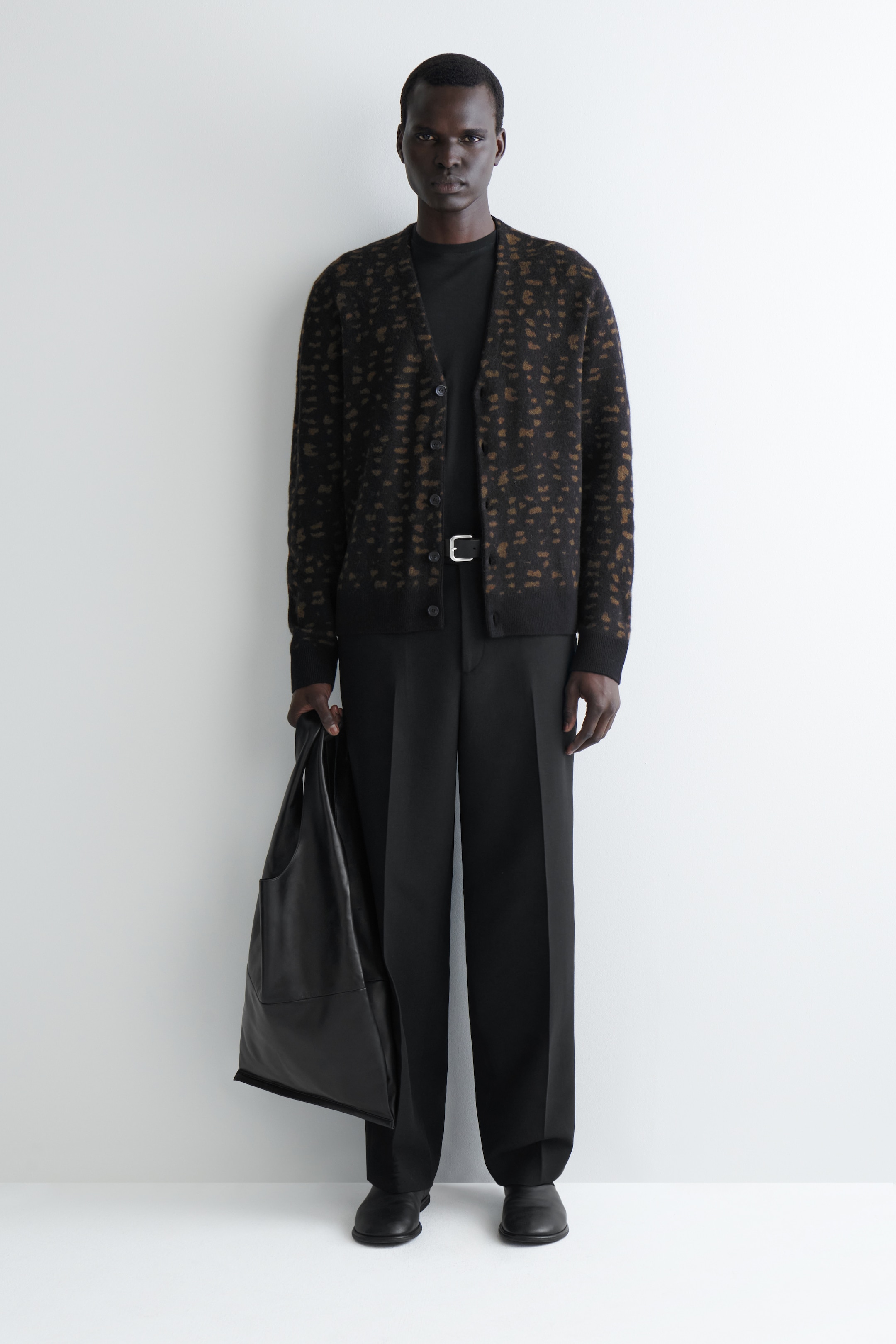 Se større billede: Geometrisk cardigan i uld og alpaka - BRUN / GEOMETRISK - HERRE | H&M DK 2